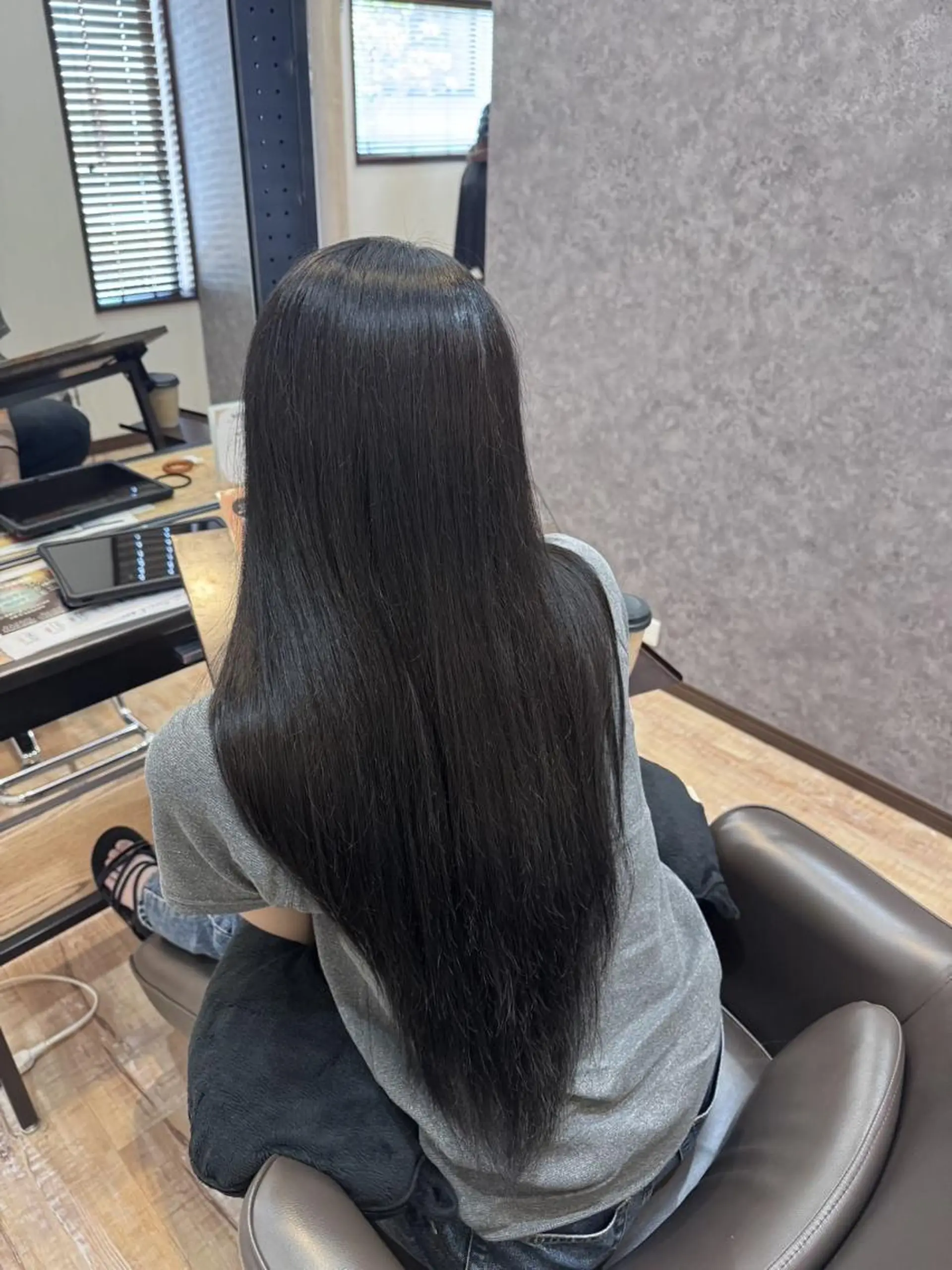 カラー 大城戸 暖のヘアスタイル