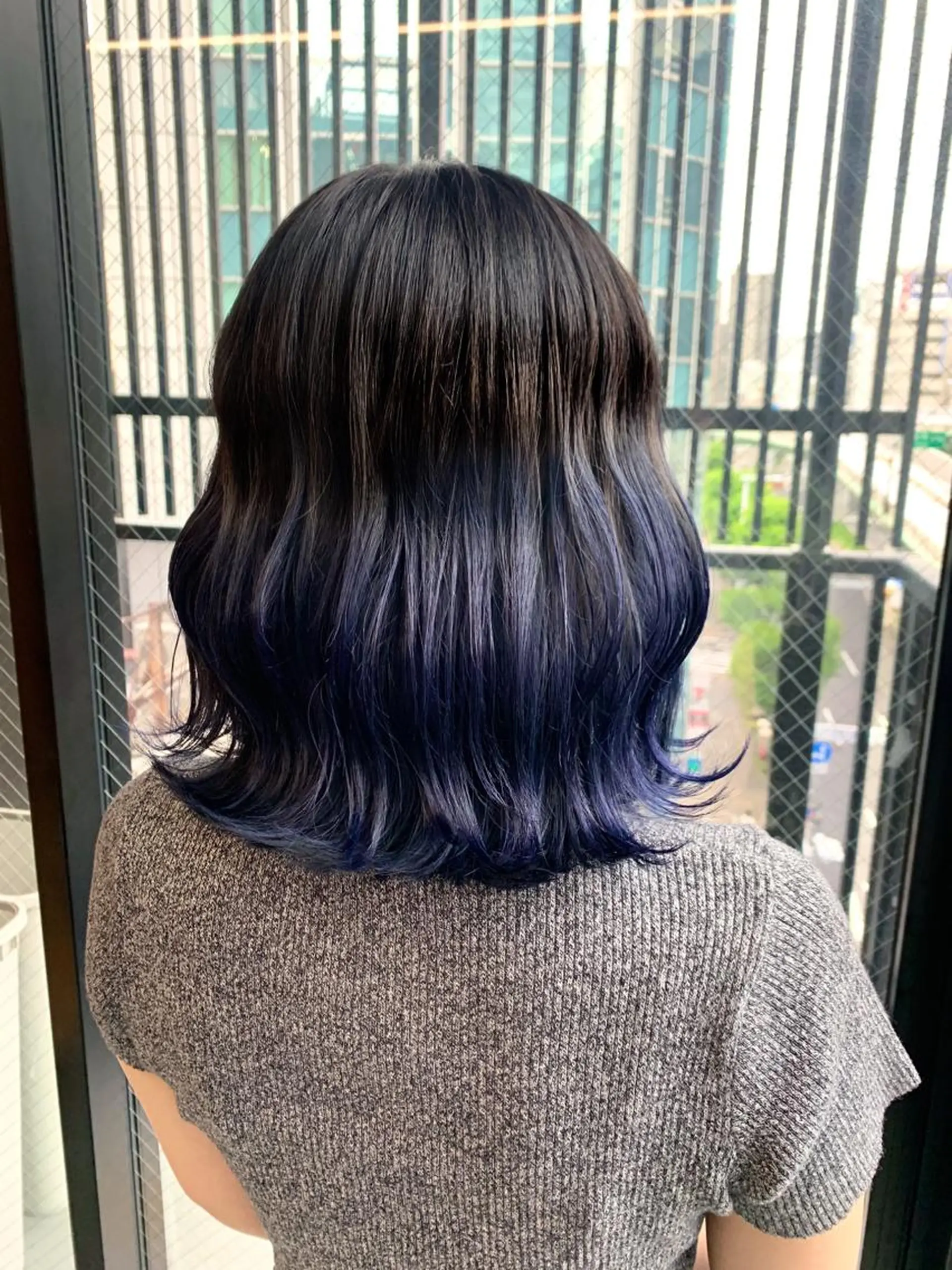 ミディアム カラー ヘアカラー トリートメント 難波 茜のヘアスタイル