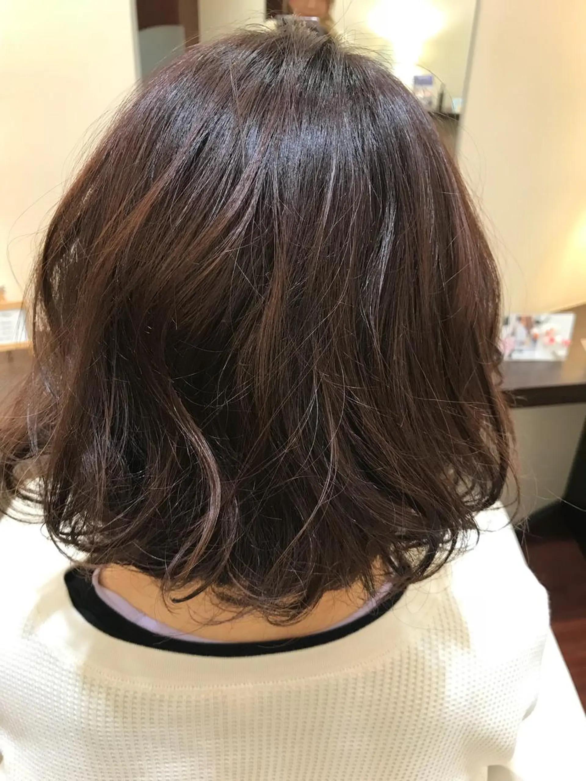 ミディアム カラー BIANCO北堀江 AKANEのヘアスタイル