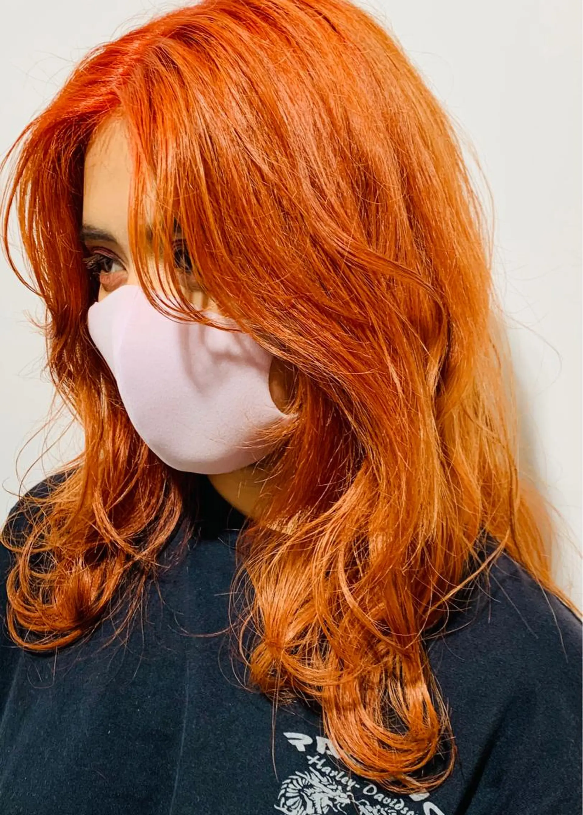 セミロング もにか🌞原宿/渋谷 🌝ブリーチカラーのヘアスタイル