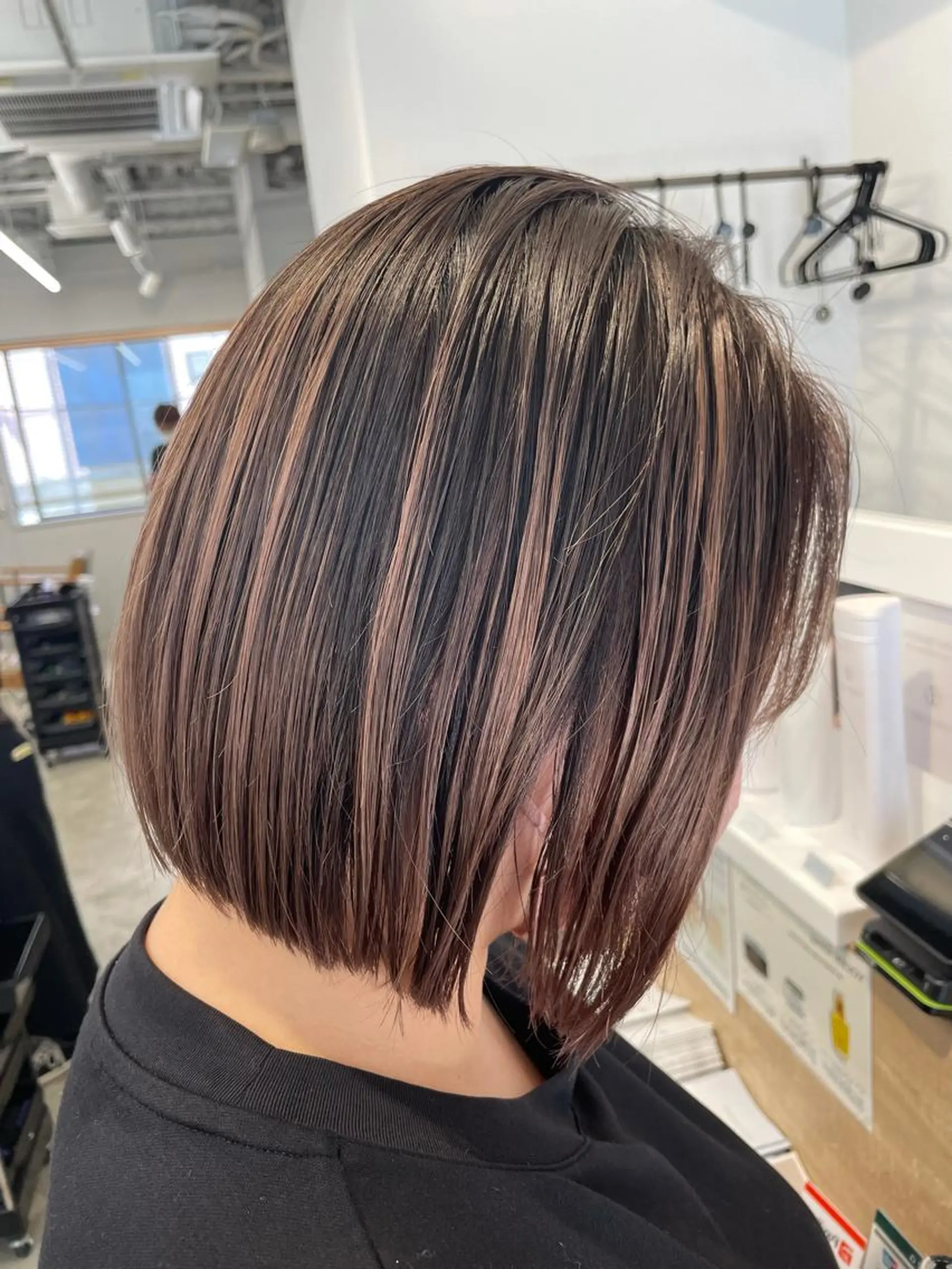 ショート SAEKI【ior 】北千住店ブリーチのヘアスタイル