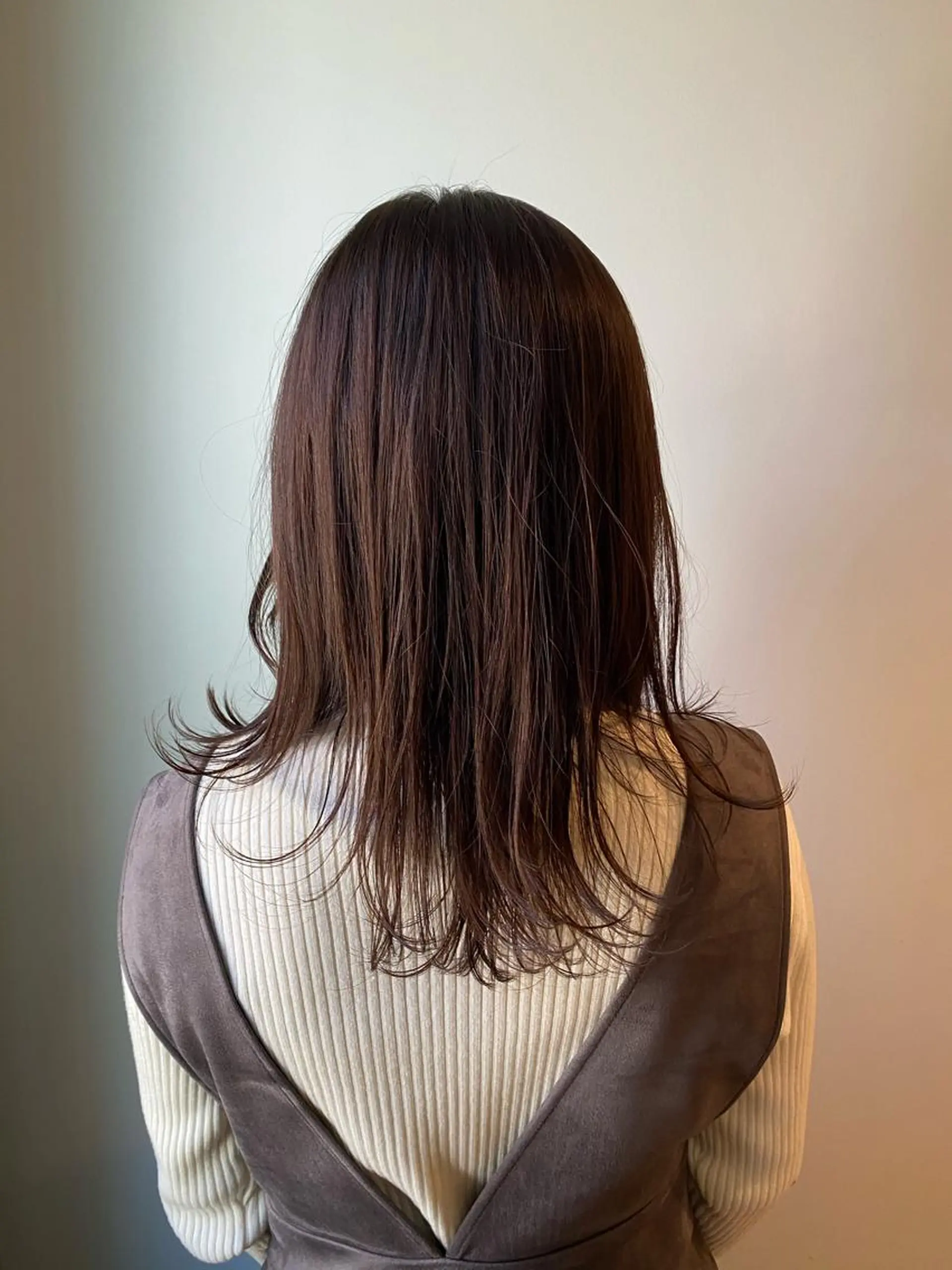 ミディアム 美髪ストレート 川本雄己のヘアスタイル