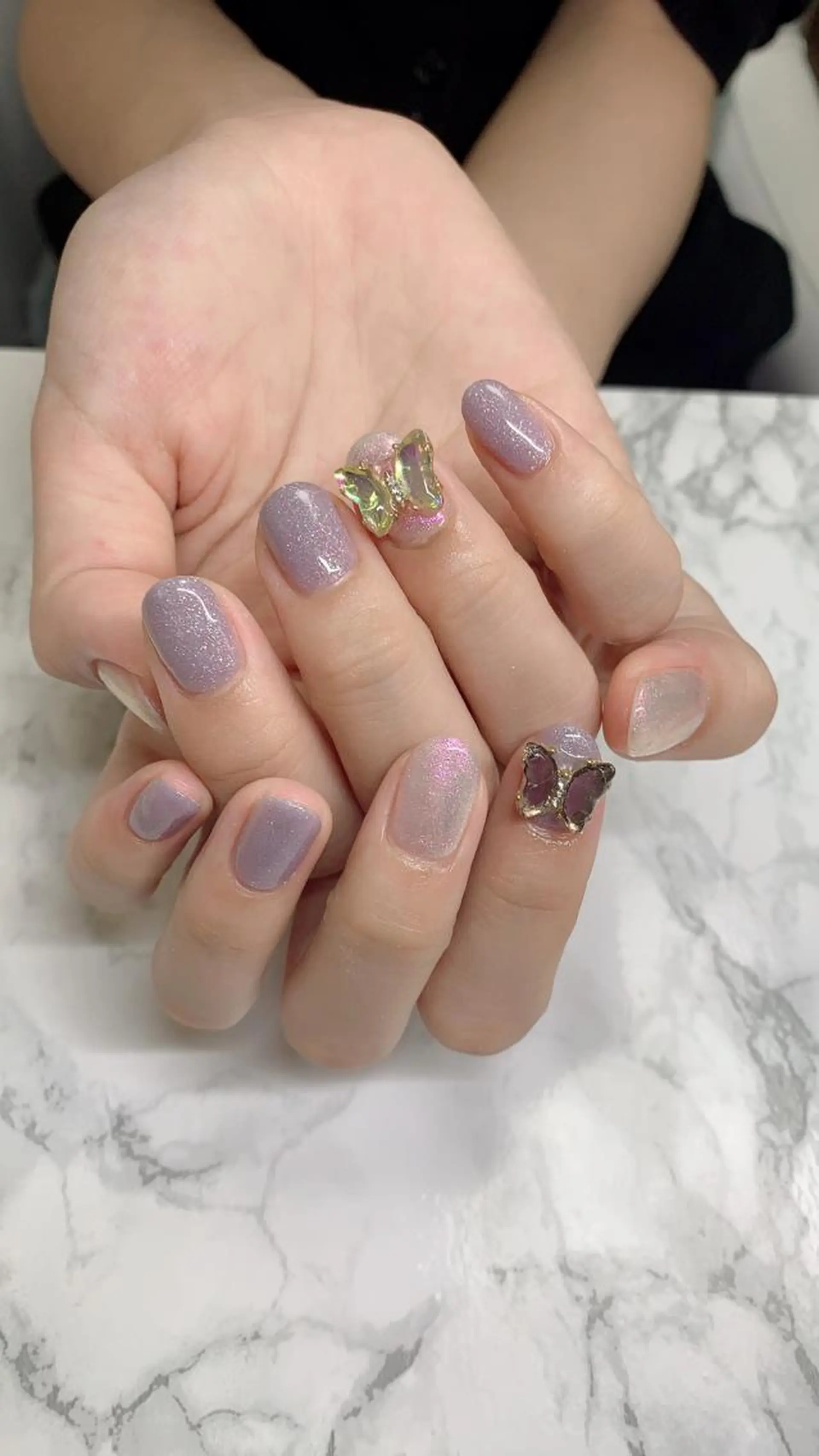 ネイル はな💎ネイル ワンホン、長さ出しのネイルデザイン