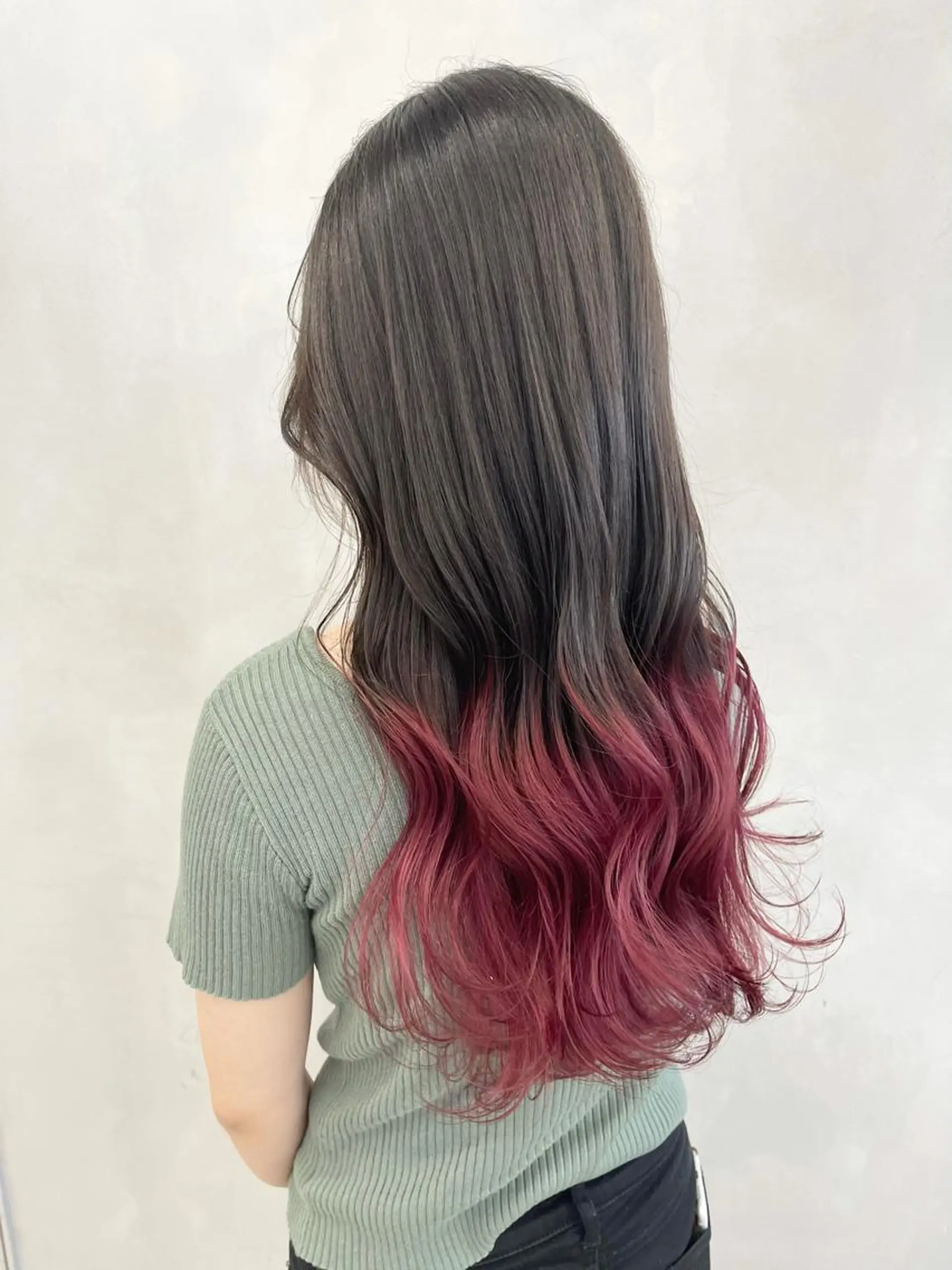 ロング カラー ブリーチ ケアブリーチ ピンクカラー ヘアカラー トリートメント 🦋レイヤーカット ミドリカワ🦋のヘアスタイル