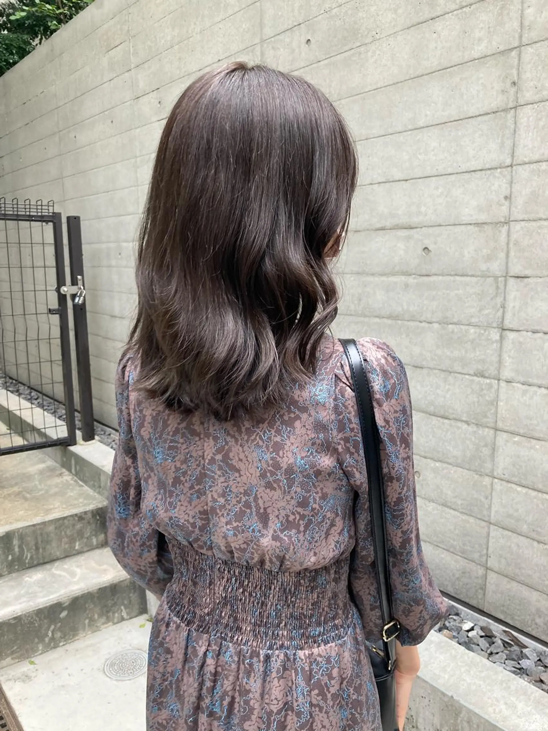 ミディアム カット ヘアカラー トリートメント ✨色持ちの良い艶 カラー✨蟹江真世のヘアスタイル