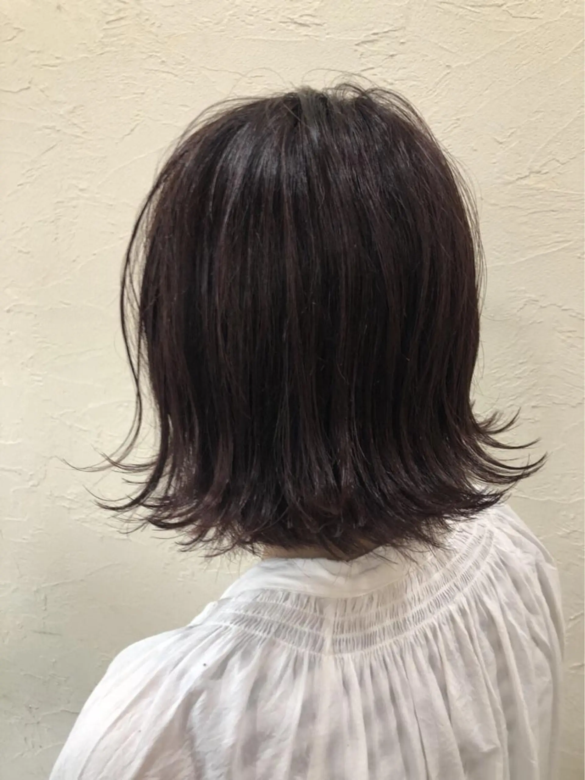 ショート カラー 出村谷 雄太のヘアスタイル