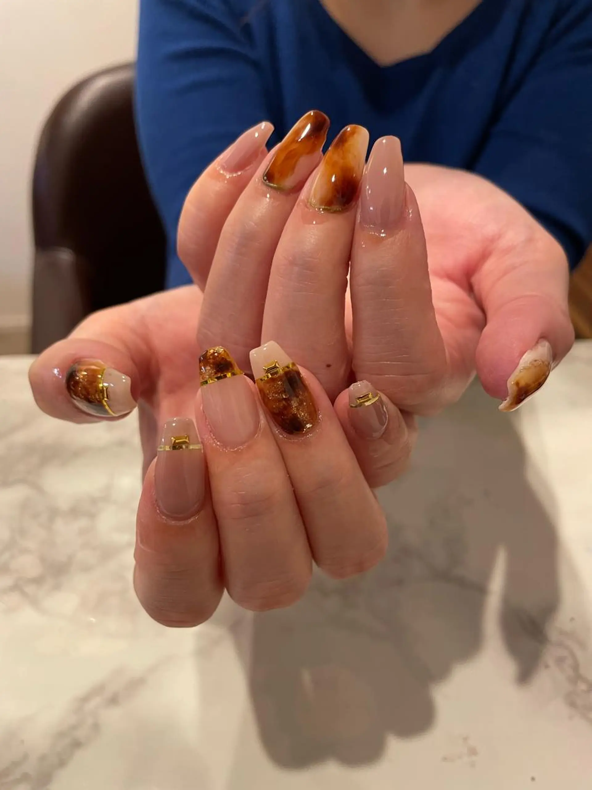 ネイル べっ甲ネイル ハンドネイル RANUN nailのネイルデザイン