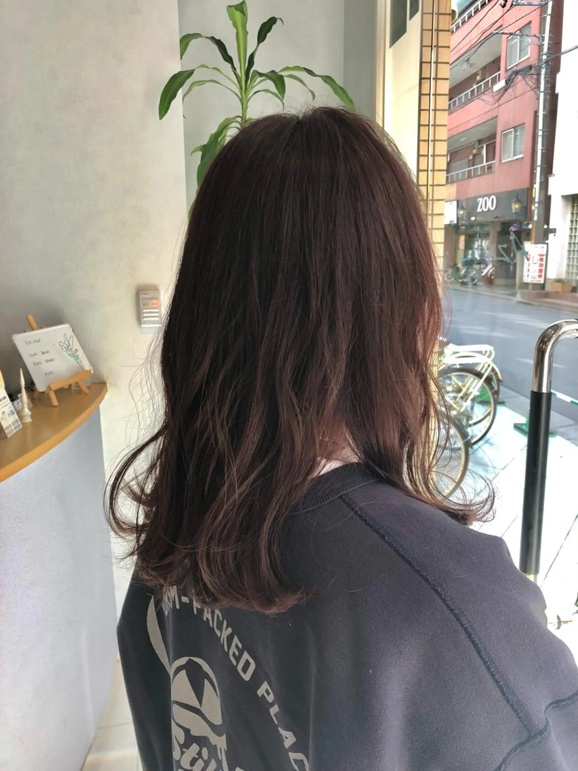 ロング カラー ブラウンカラー ピンクカラー ピンクブラウン 阿部 美咲のヘアスタイル