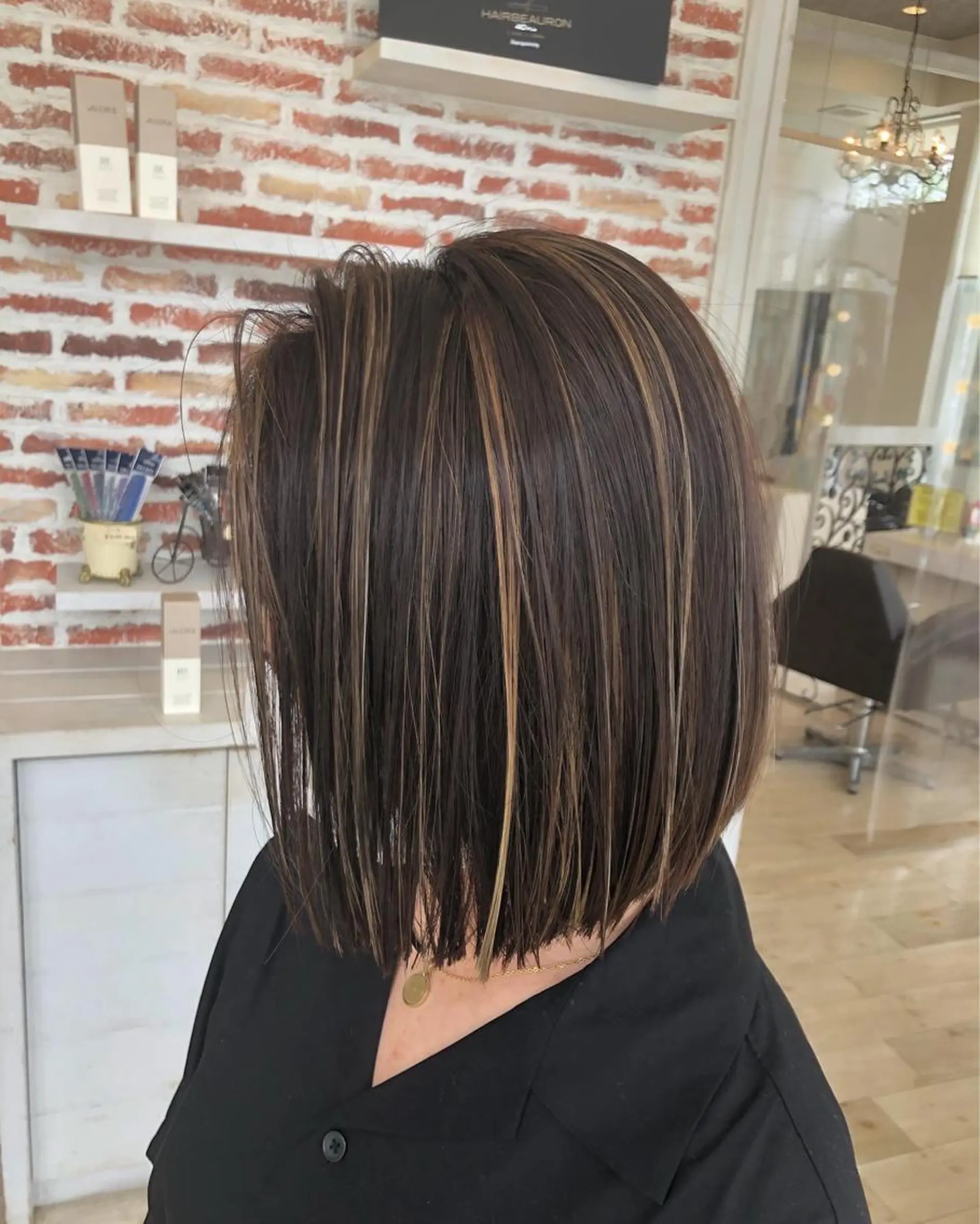 ミディアム カラー Crén by marie 真嘉比店所属・東恩納 誠のヘアスタイル