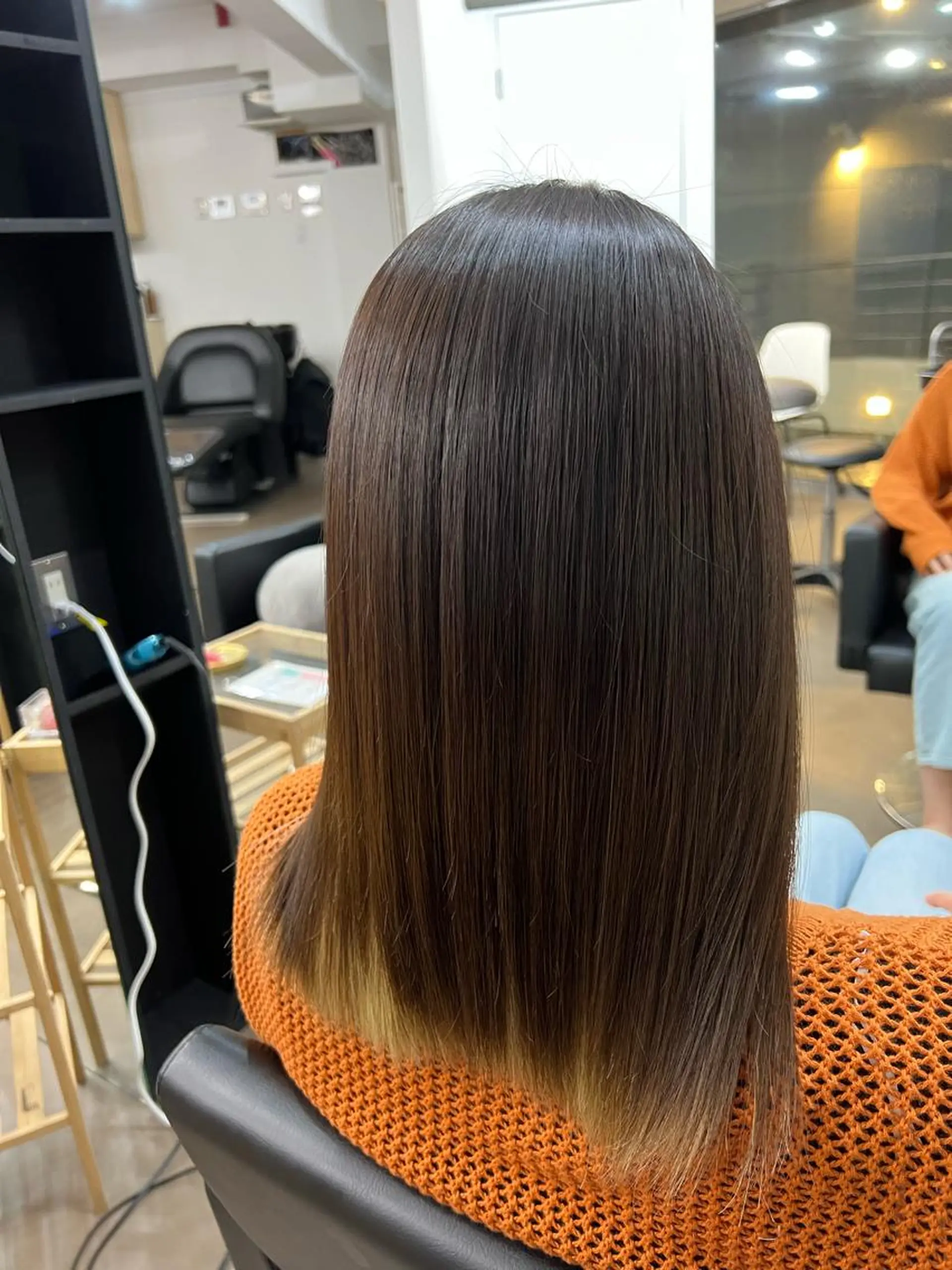 セミロング ボブ くせ毛 ハイライト 髪質改善 韓国風ヘア 神戸ボブ✂️ ioe三宮/田 伸佳のヘアスタイル