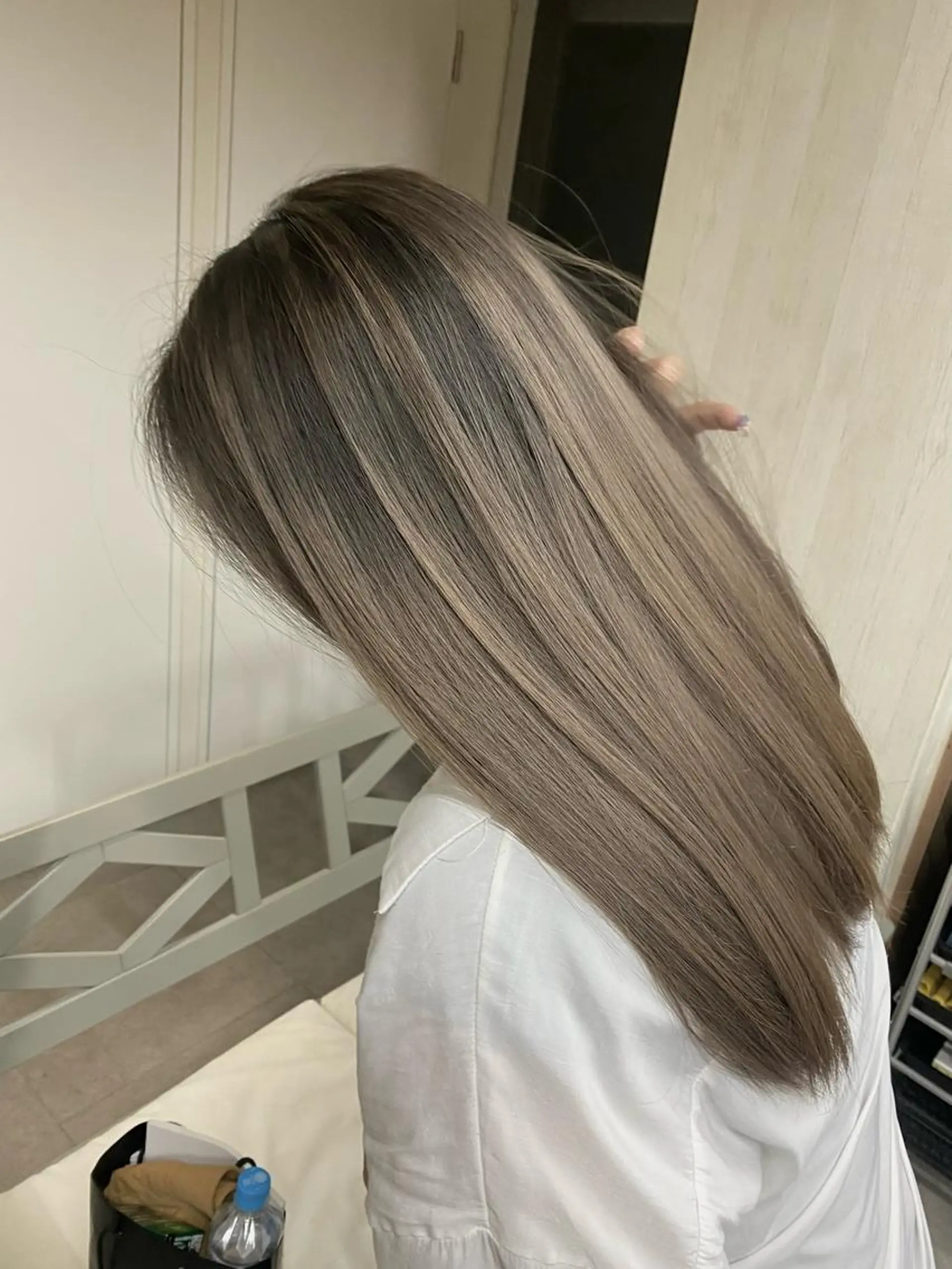 ロング カラー バレイヤージュ レイヤーカット eyelash  salon Lien所属・衣笠 結愛のマツエク・マツパデザイン