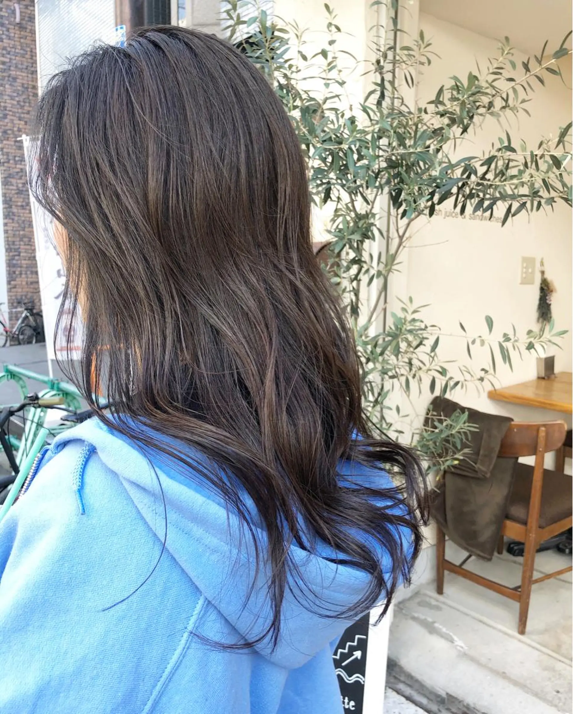 セミロング カラー luve heart's And Be  minamisemba所属・脇坂 佳世の眉毛・アイブロウイメージ