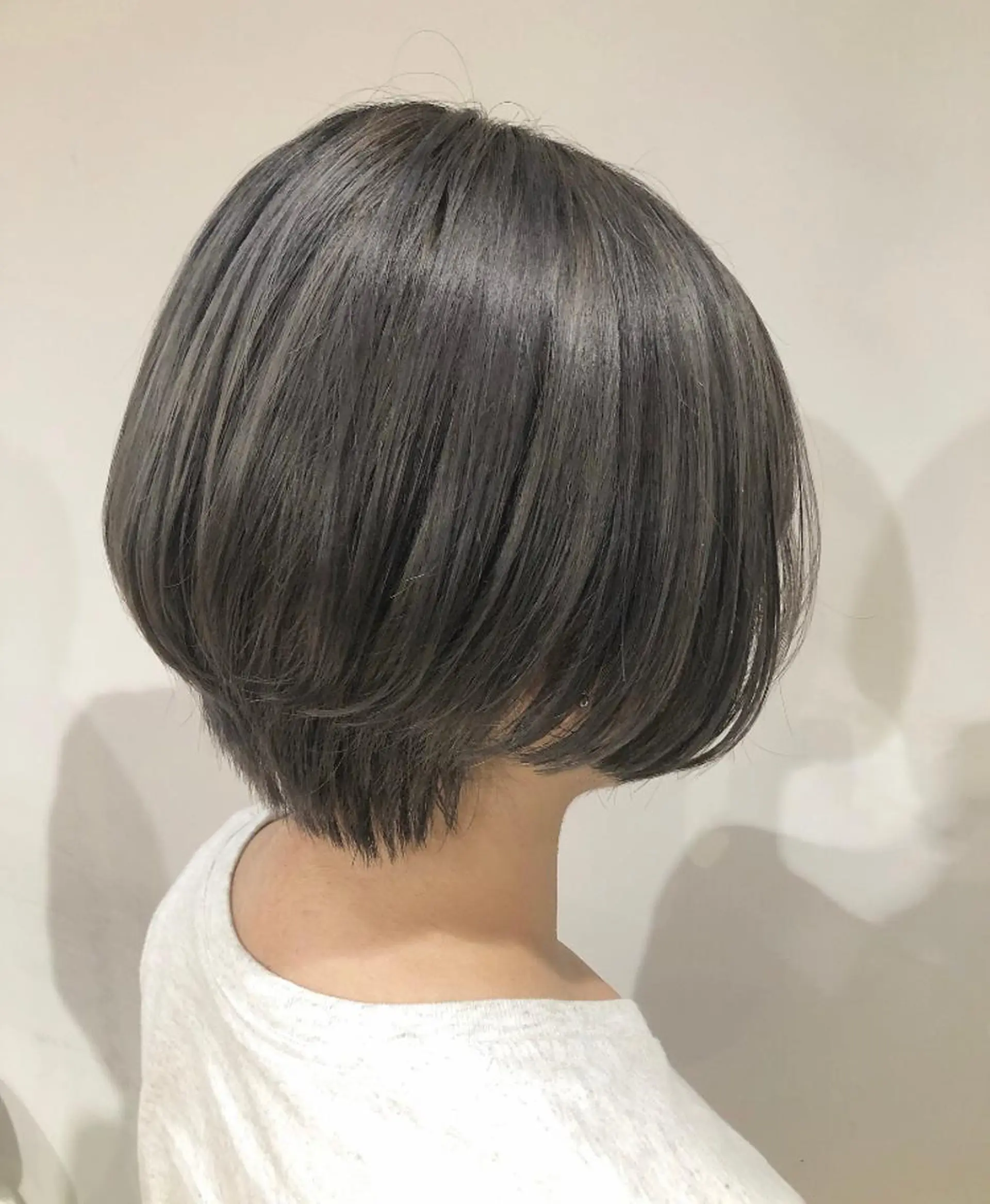 ショート カラー シルバー カット トリートメント scene.池袋所属・scene. haraのヘアスタイル