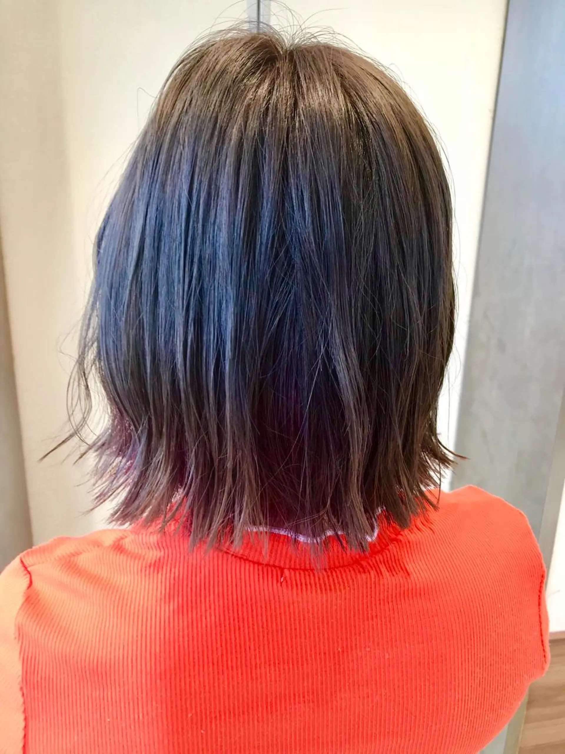 ミディアム カラー ヘアカラー トリートメント 島袋 ナオユキのヘアスタイル