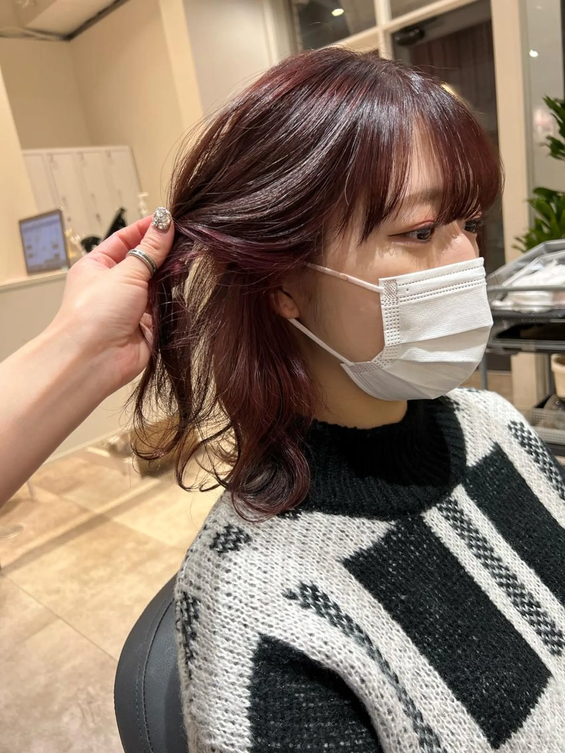 ミディアム カラー 🥀韓国ヘア🥀 宮津真菜のヘアスタイル