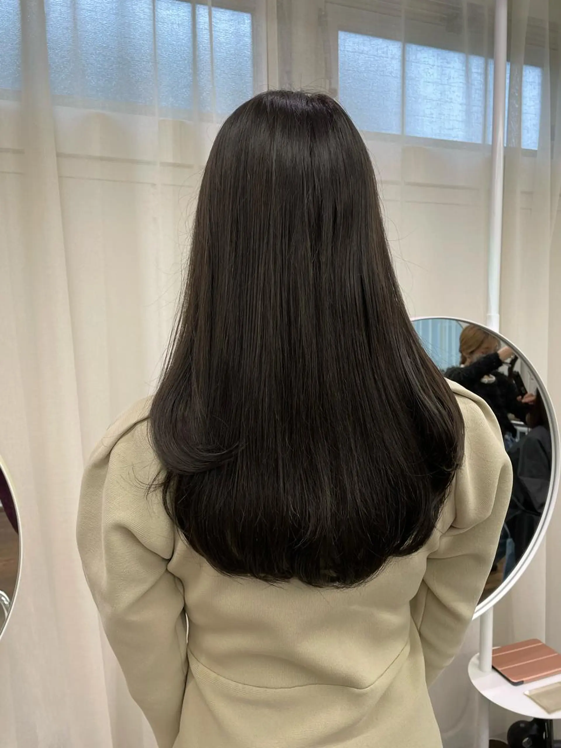 ロング カラー 透明感カラー グレージュ カット ヘアカラー トリートメント レイヤーカット🎀 kanaのヘアスタイル