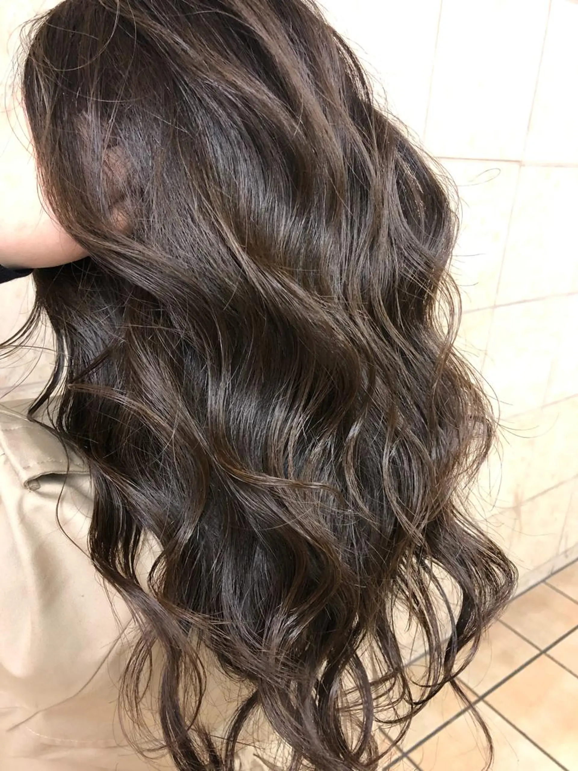 ロング カラー カット ヘアカラー トリートメント 菅村 勇亮のヘアスタイル