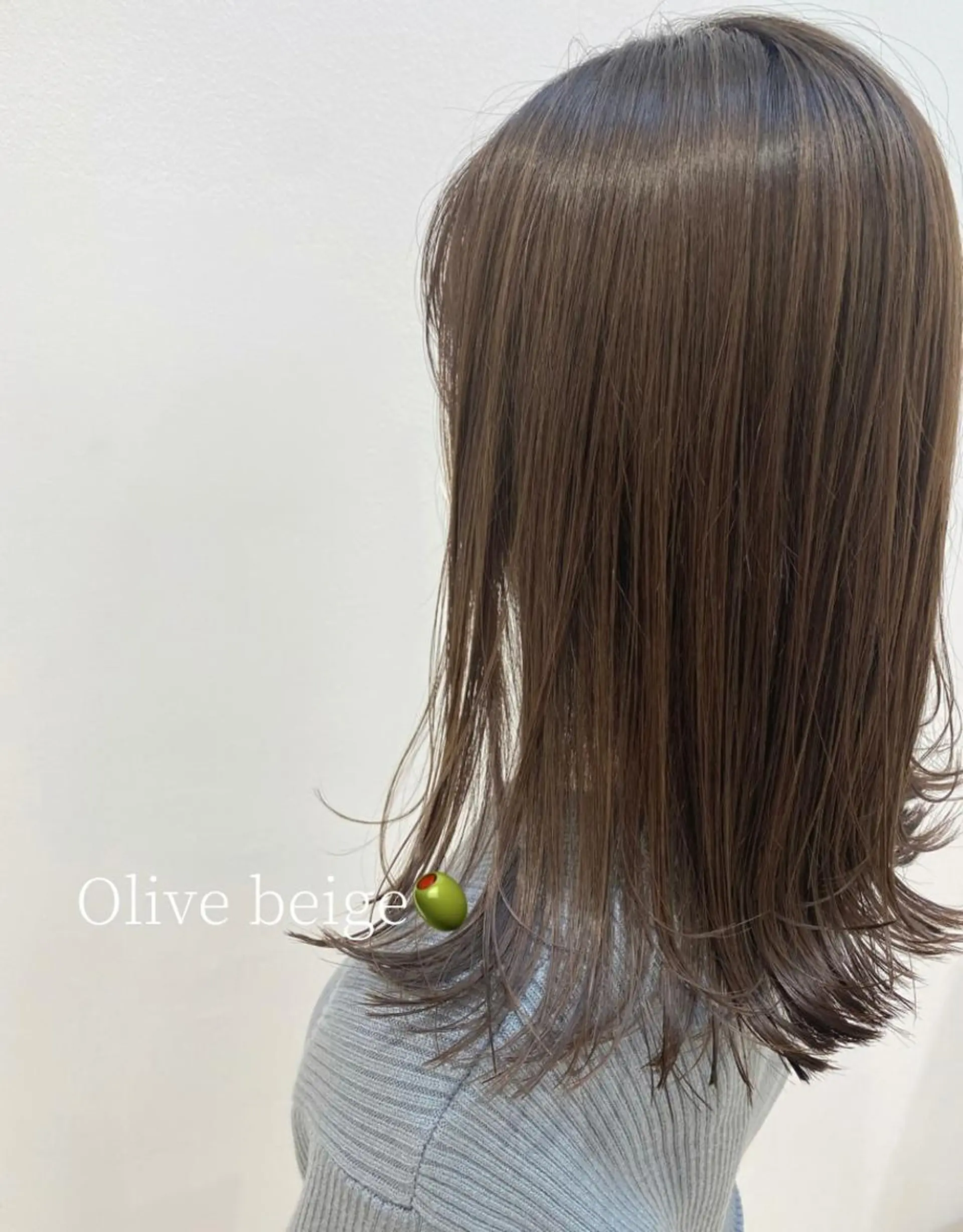 セミロング カラー ベージュカラー 透明感カラー オリーブベージュ 韓国風愛されヘア 🇰🇷RITO🎀のヘアスタイル