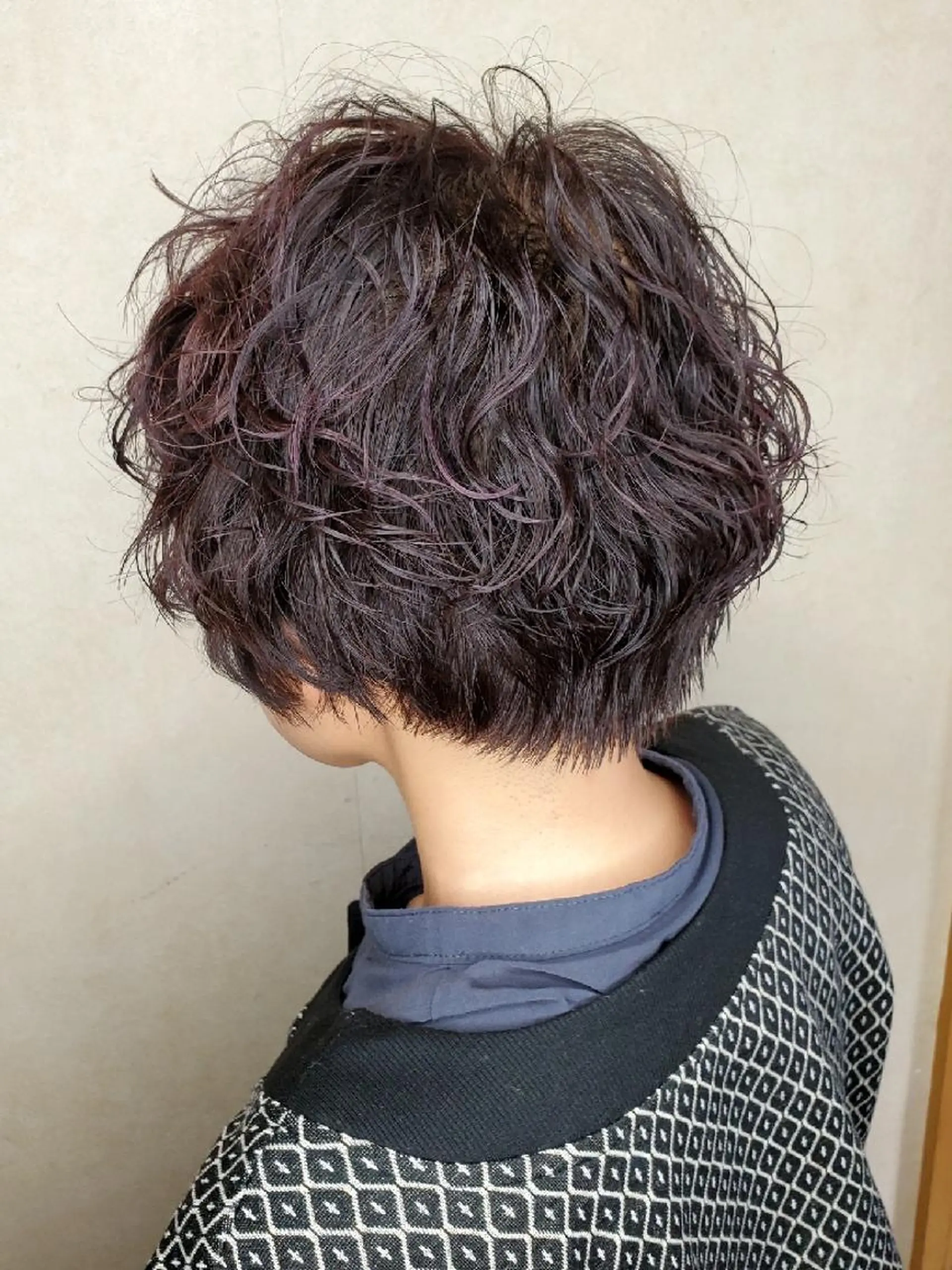 ショート カラー カット ヘアカラー トリートメント 常世田 ゆうきのヘアスタイル