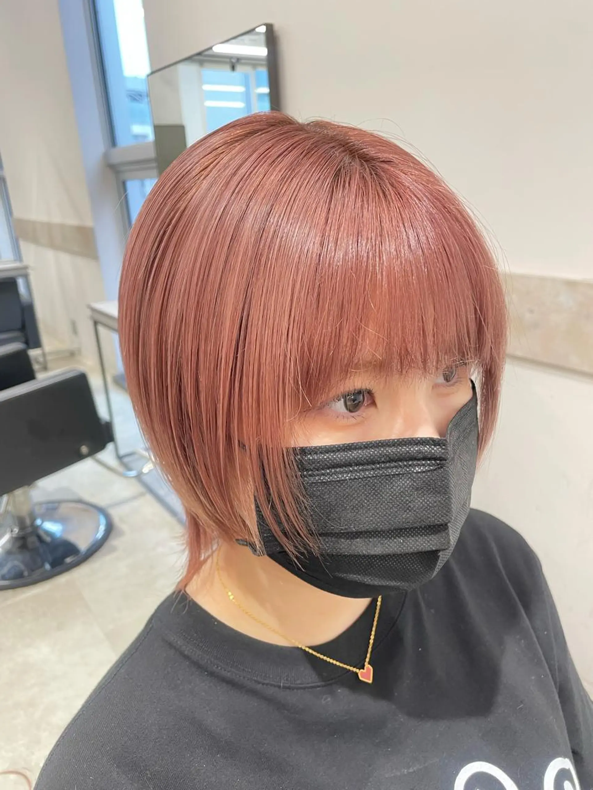 ショート カラー ブリーチ ダブルカラー ピンクカラー トリートメント ウルフカット 透明感カラー✨艶髪 制作🌱山根あゆみのヘアスタイル