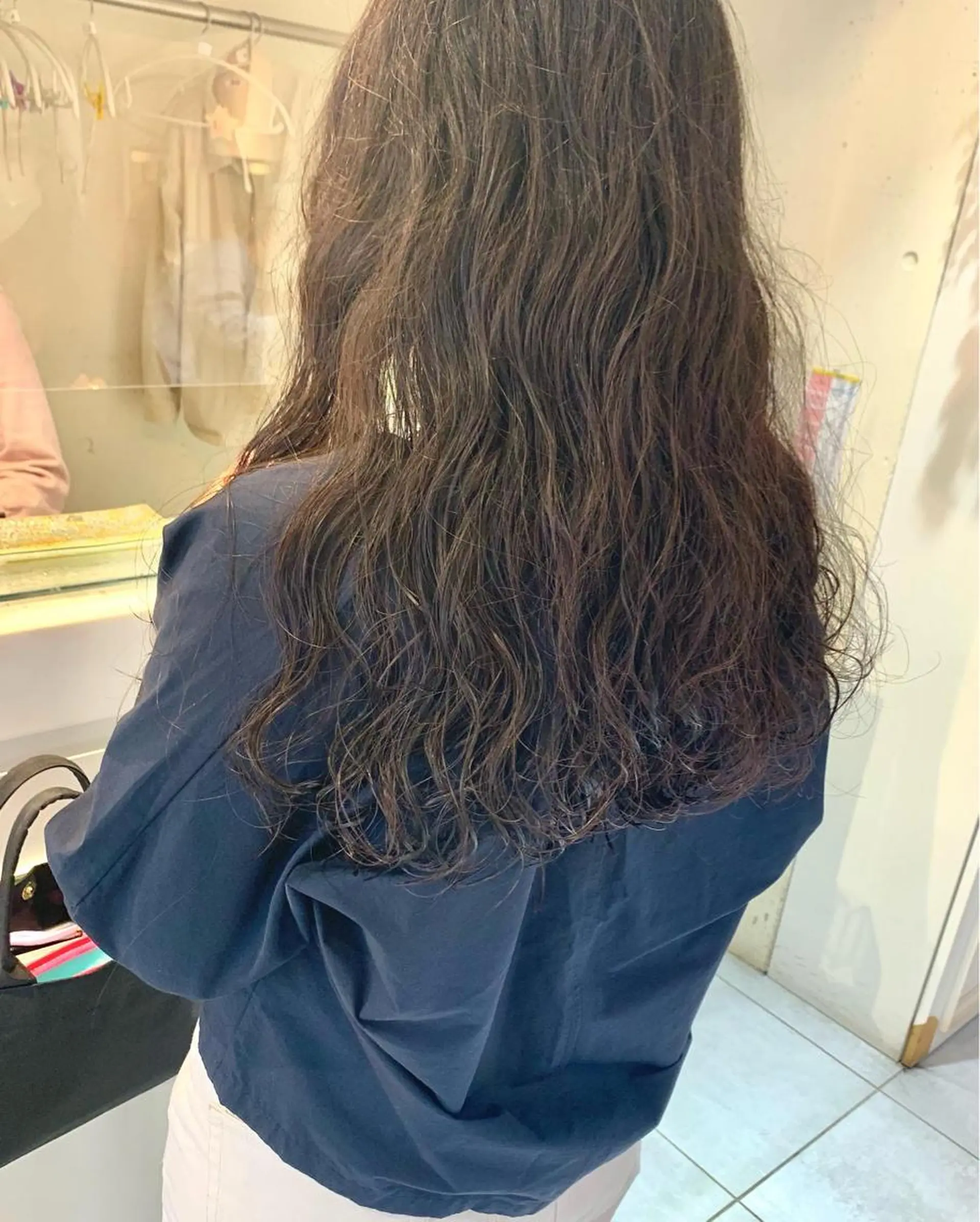 ロング 田中 未澪のヘアスタイル