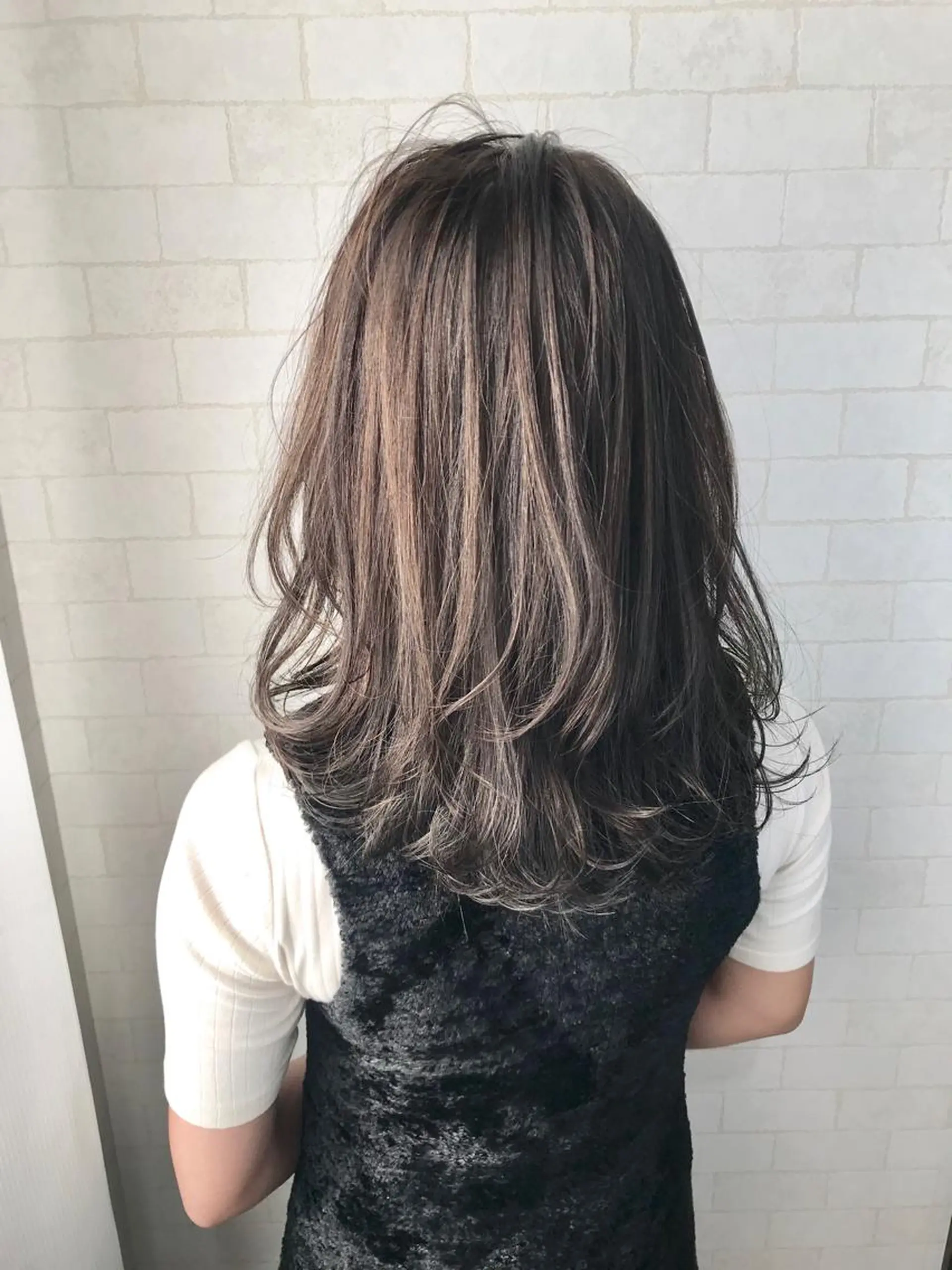 セミロング カラー 神野 雅樹のヘアスタイル