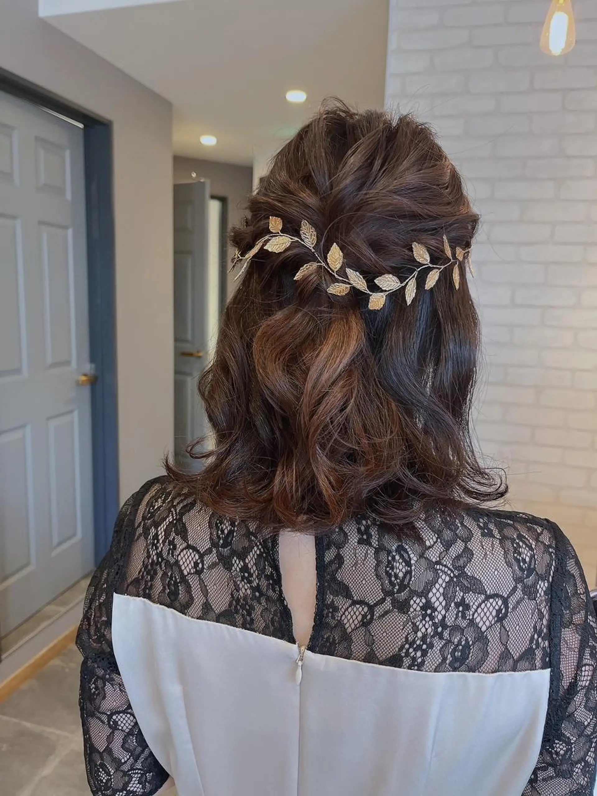 ミディアム カラー ヘアアレンジ ヘアセット 緒方 つばさのヘアスタイル