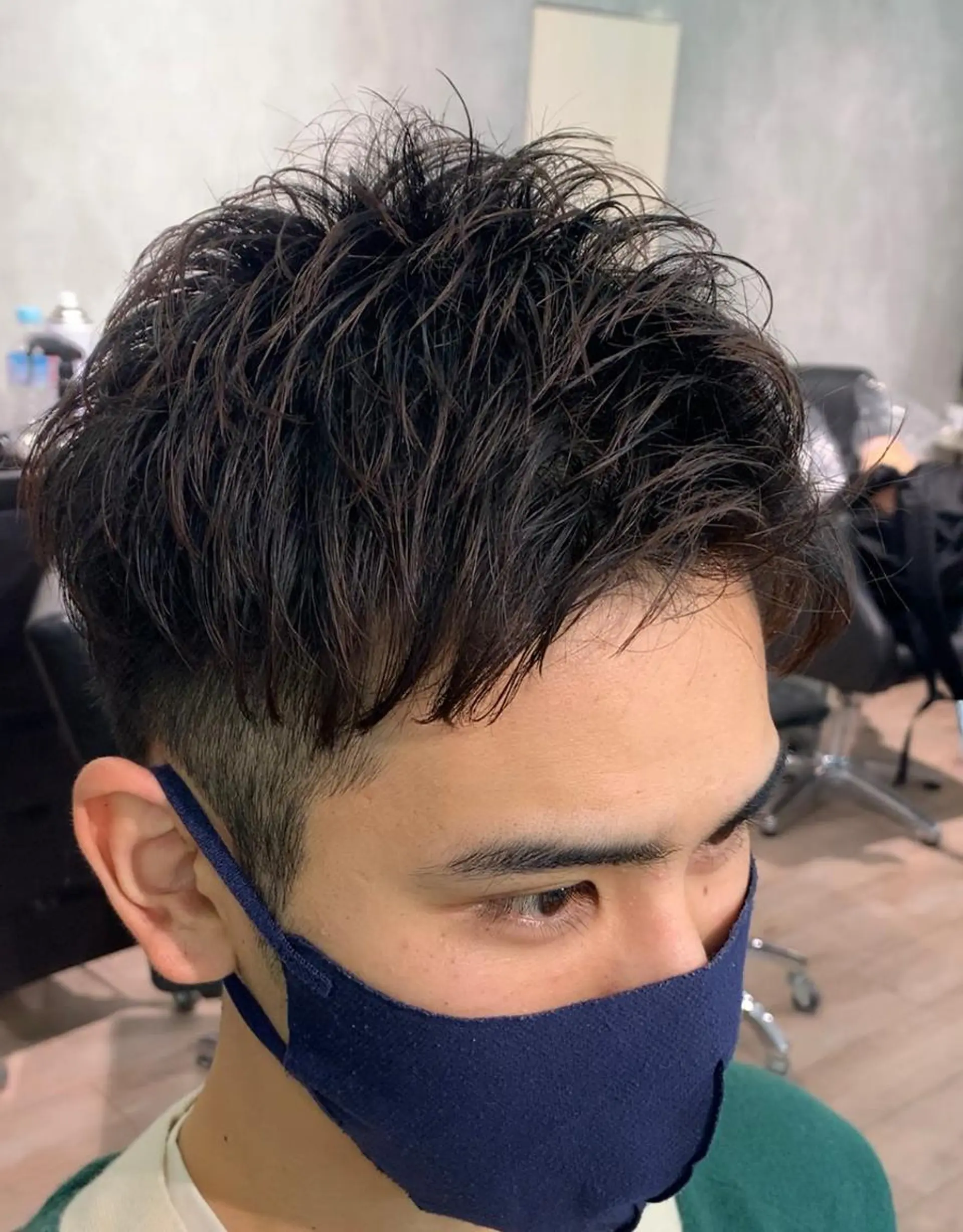 ショート MEN’S HAIR PERCUT新宿店所属・ただいま募集は 行っておりませんのヘアスタイル