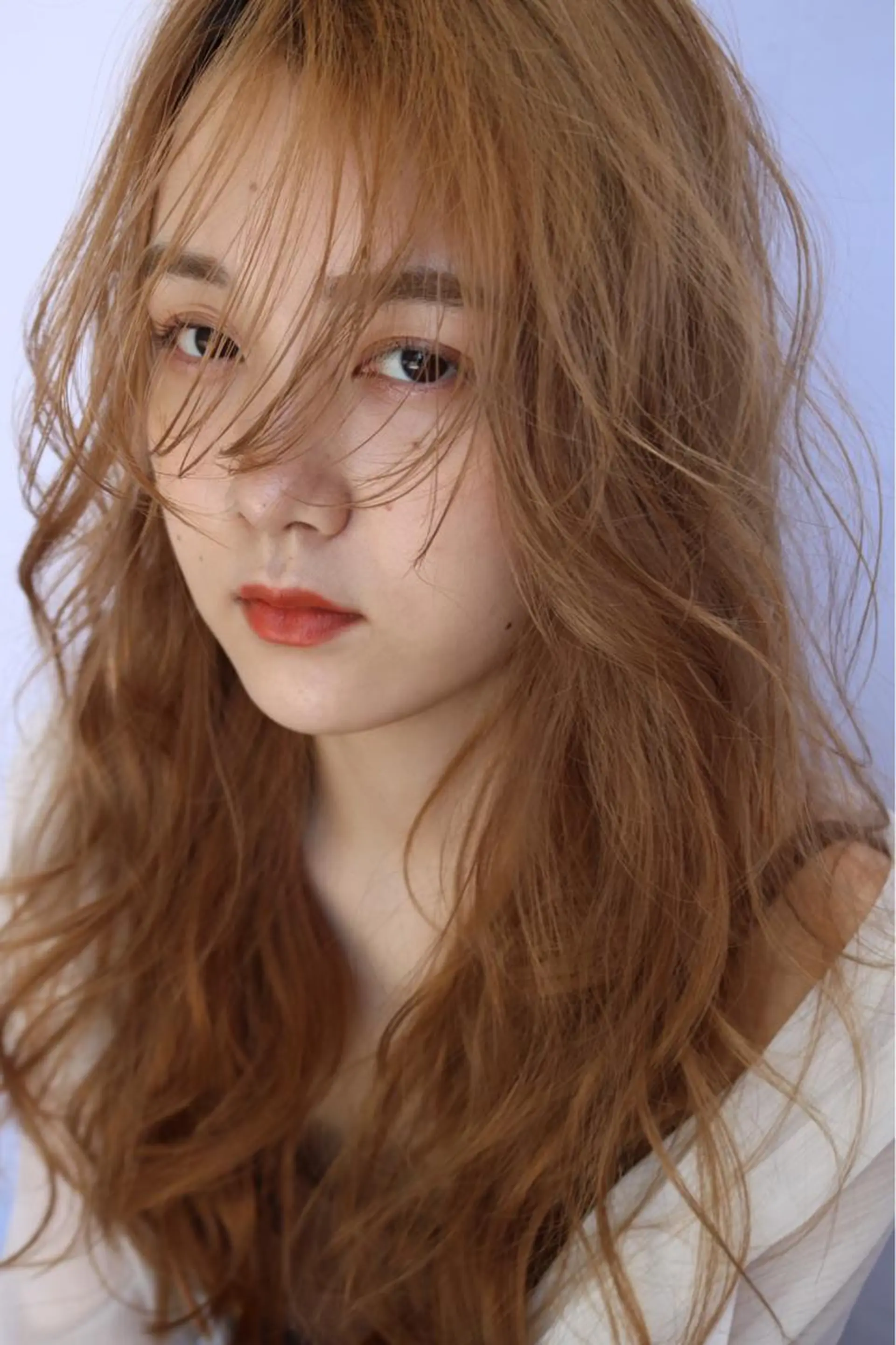 ロング 髙井 麻帆のヘアスタイル