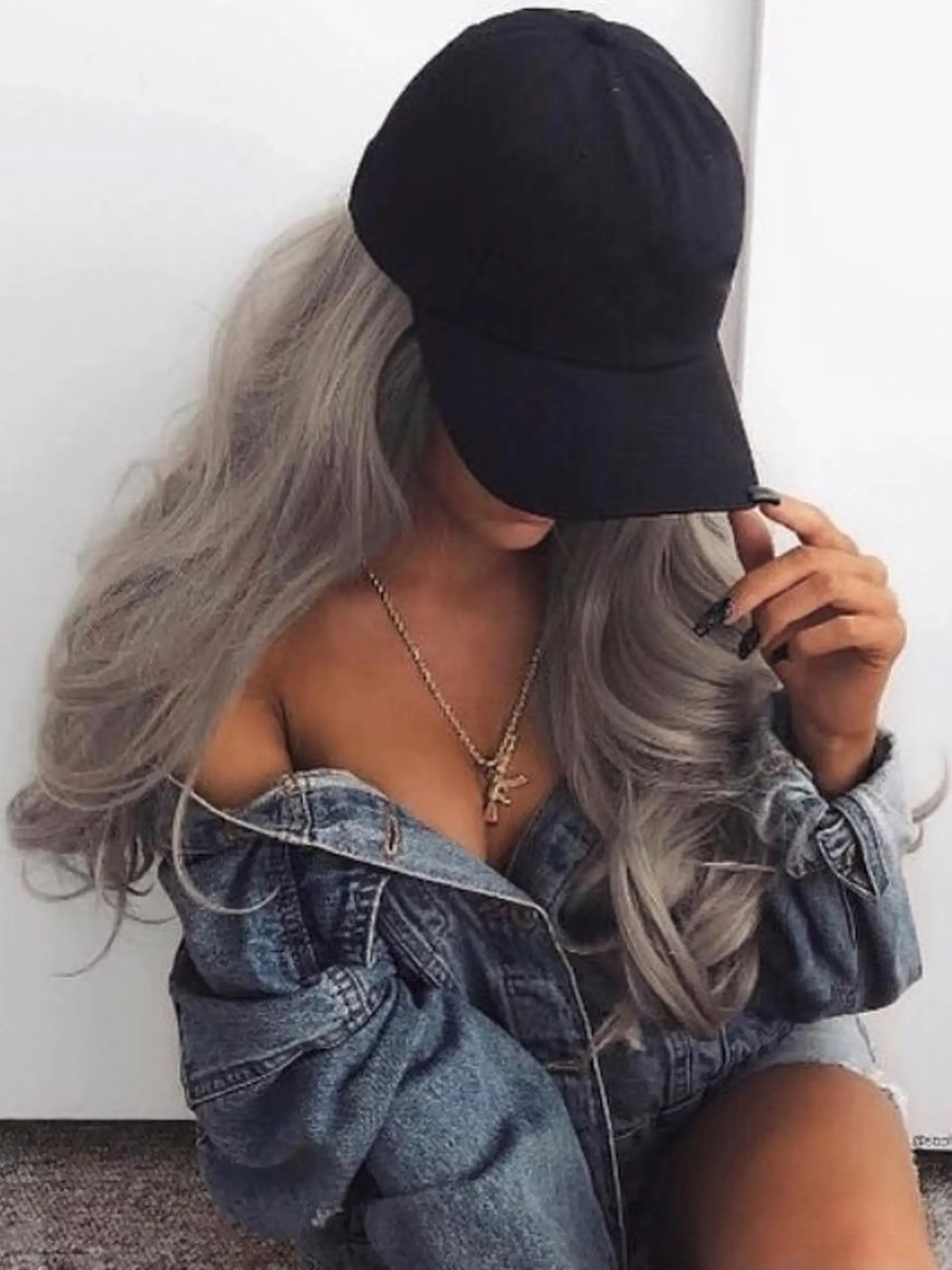 ロング カラー パーマ ヘアアレンジ Device ディバイスのヘアスタイル