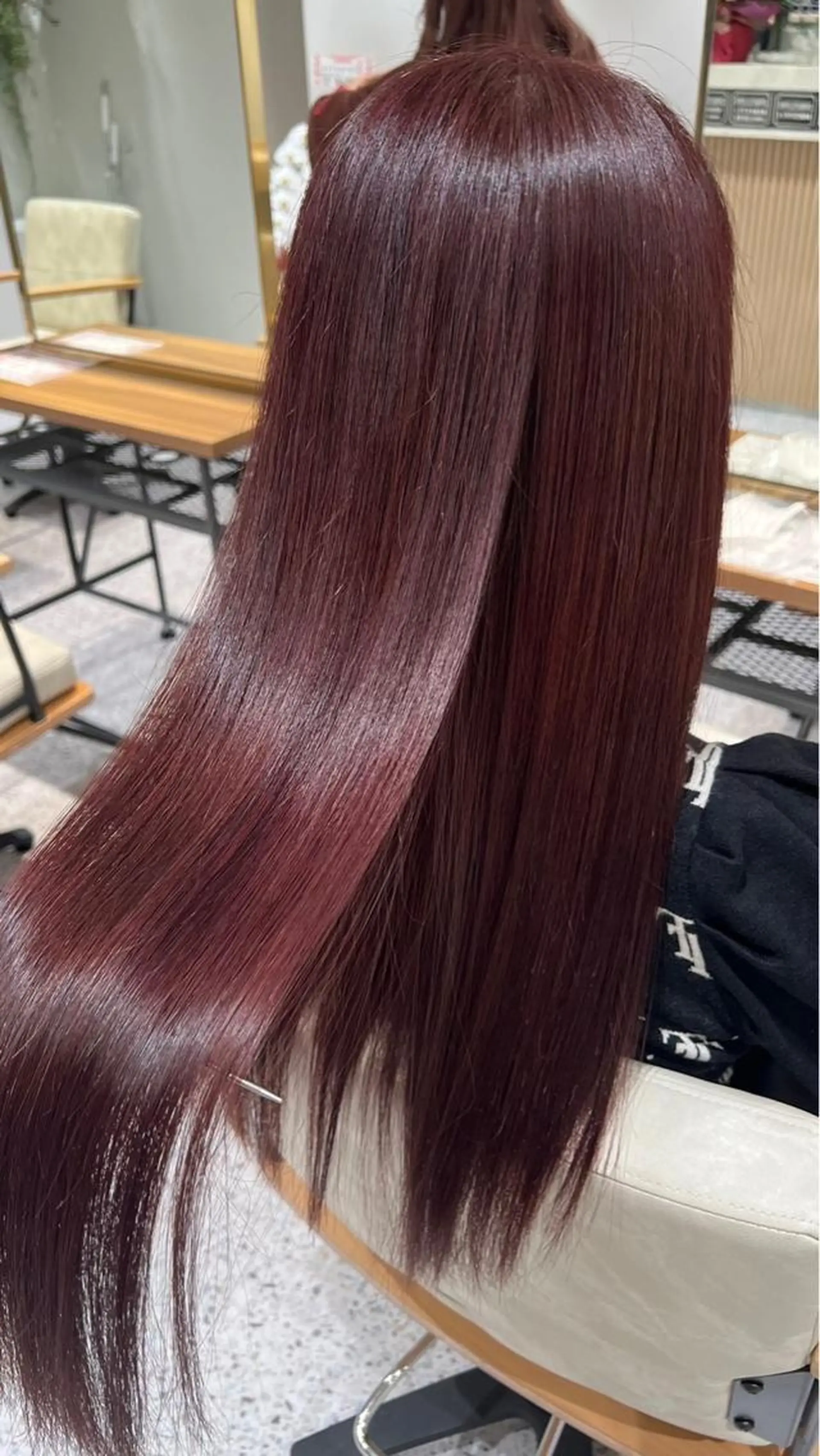 ロング 👽個性派ネイル🎀 komachiのヘアスタイル