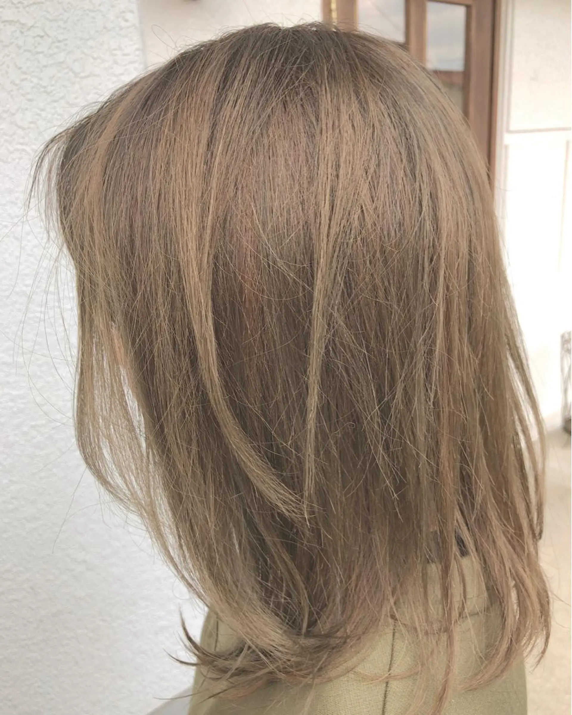 ミディアム カラー レイヤーカット匠 イソザキノリユキのヘアスタイル