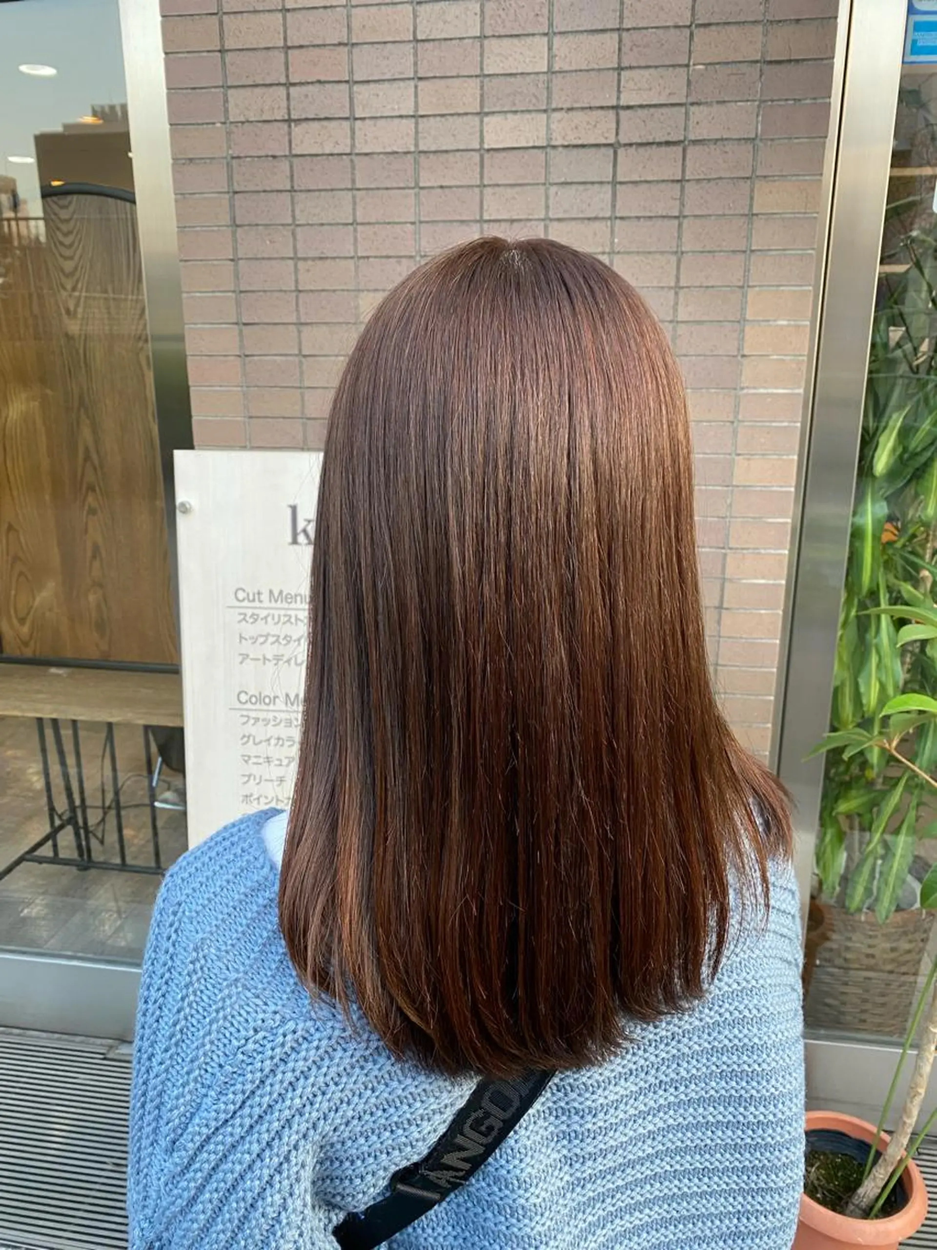 セミロング ELEN 新百合ヶ丘のヘアスタイル