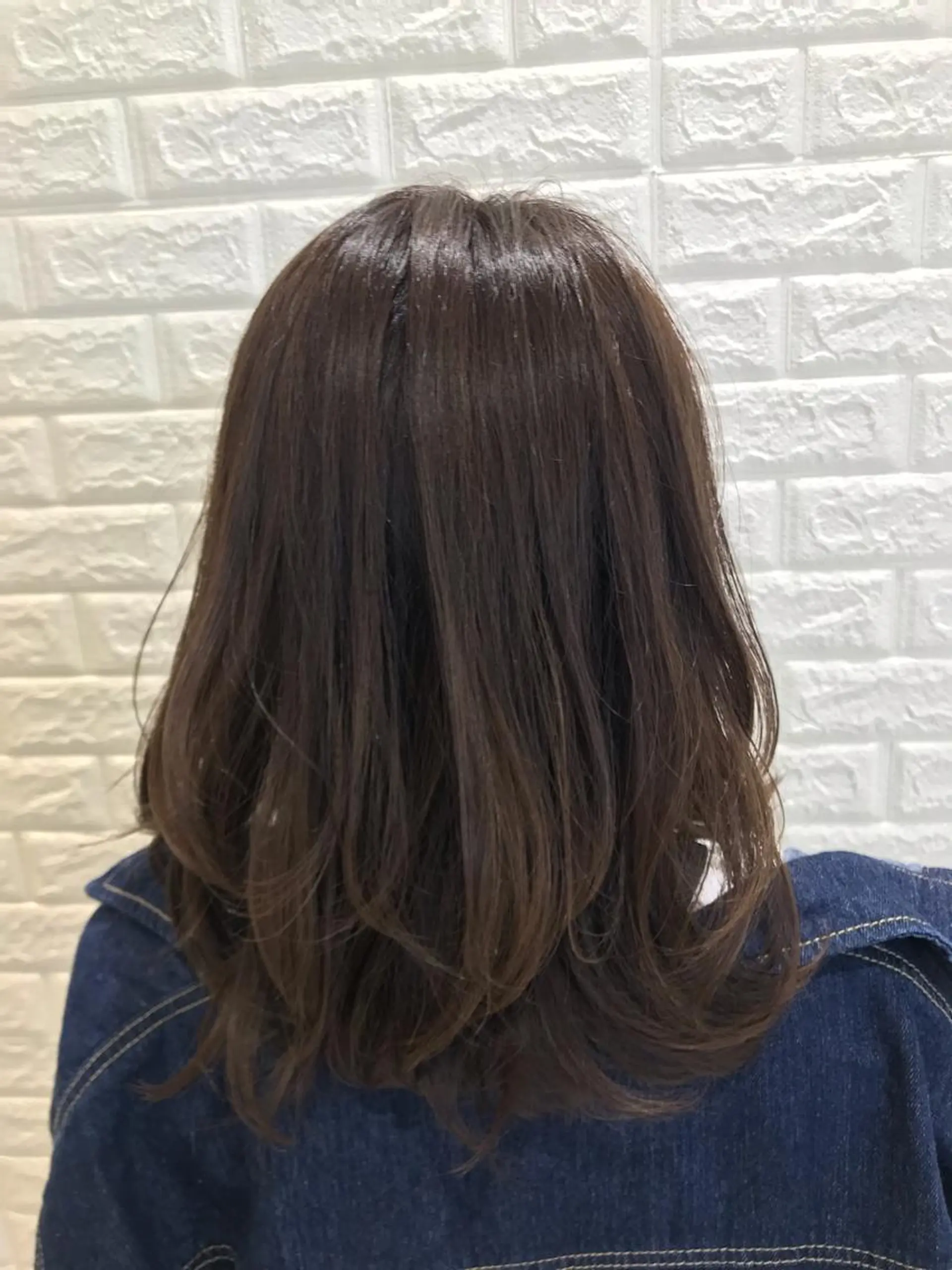 ミディアム カラー 岡田詩織 MODE Ks松原店のヘアスタイル