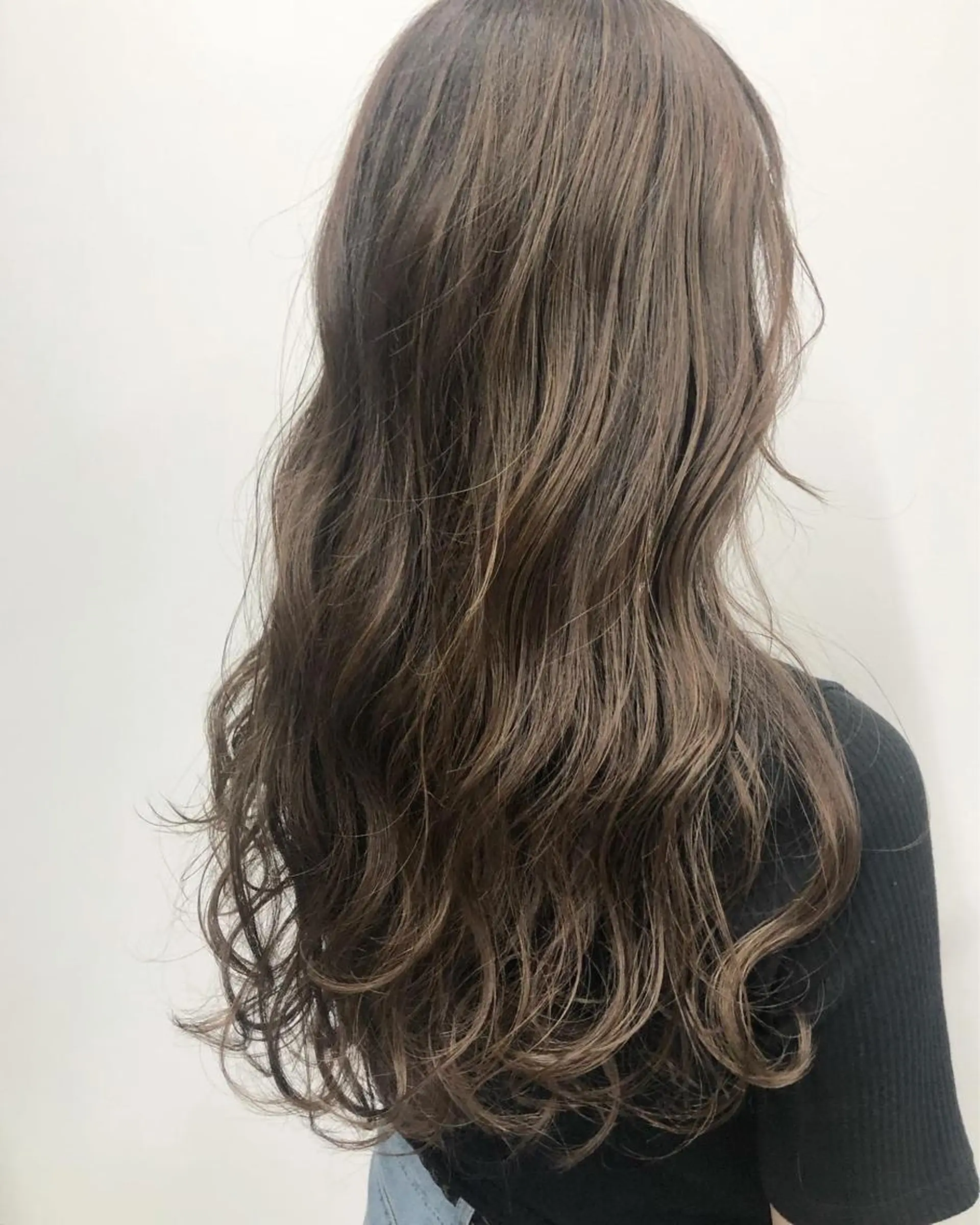 ロング カラー ヘアアレンジ 【公式】amble luxe池袋東口🩷のヘアスタイル