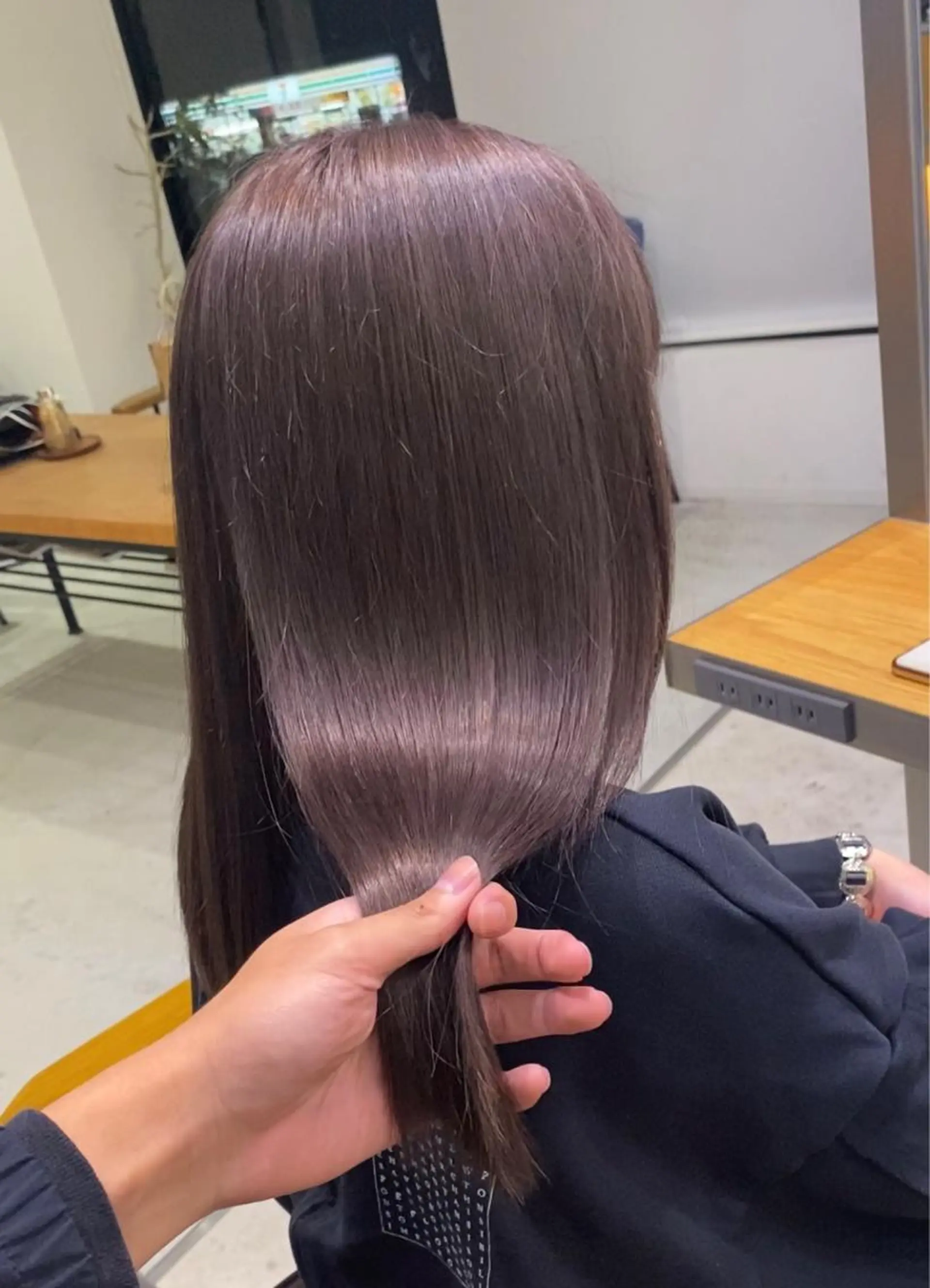 カラー 石原 侑祈のヘアスタイル