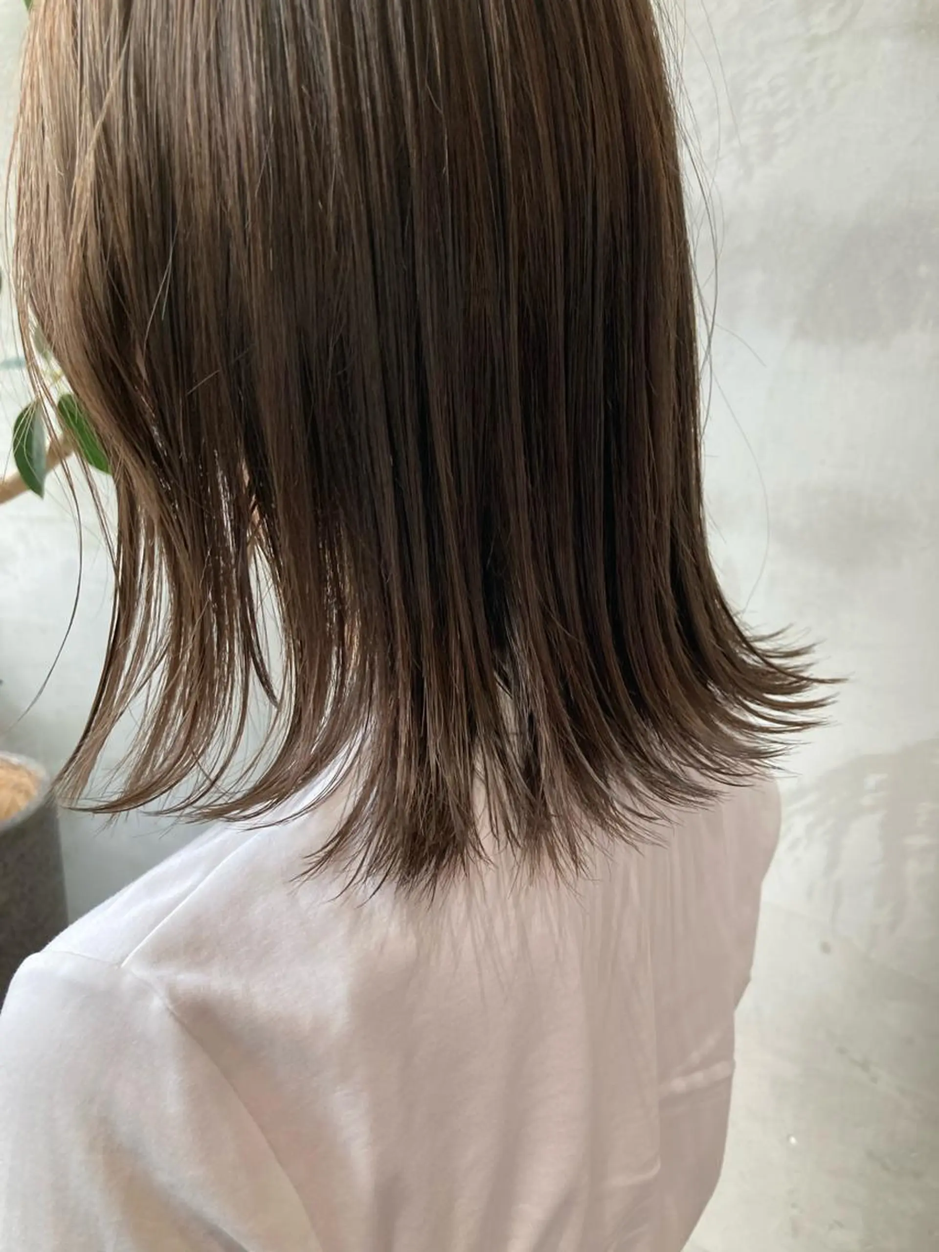 ショート カラー パーマ ベージュカラー オリーブベージュ 波巻きスパイラルパー マ/シャドウパーマ駿のヘアスタイル