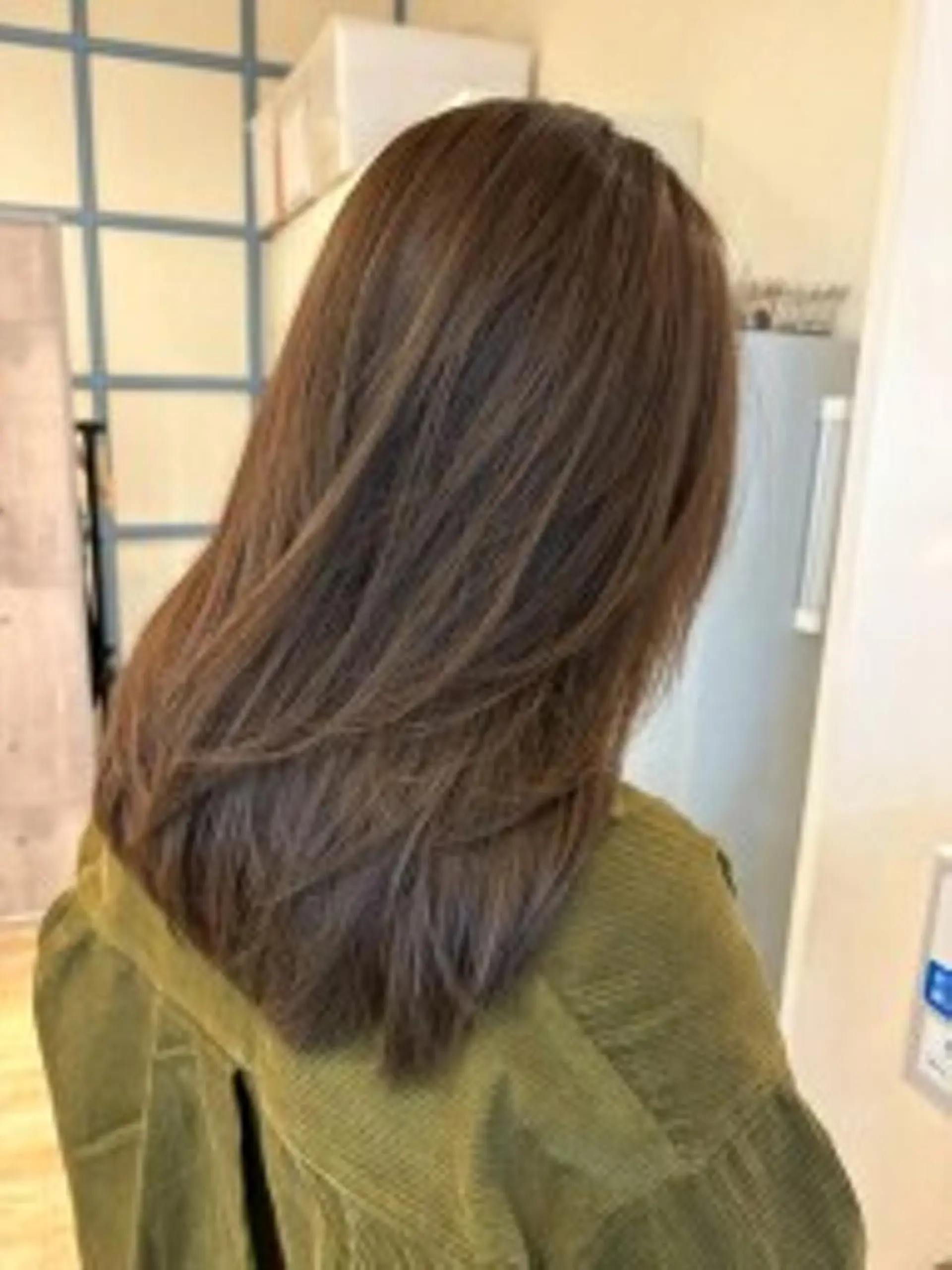 セミロング カラー ベージュカラー ブリーチ ブラウンカラー ケアブリーチ 透明感カラー 🌜ROW町田 🌛 公式のヘアスタイル