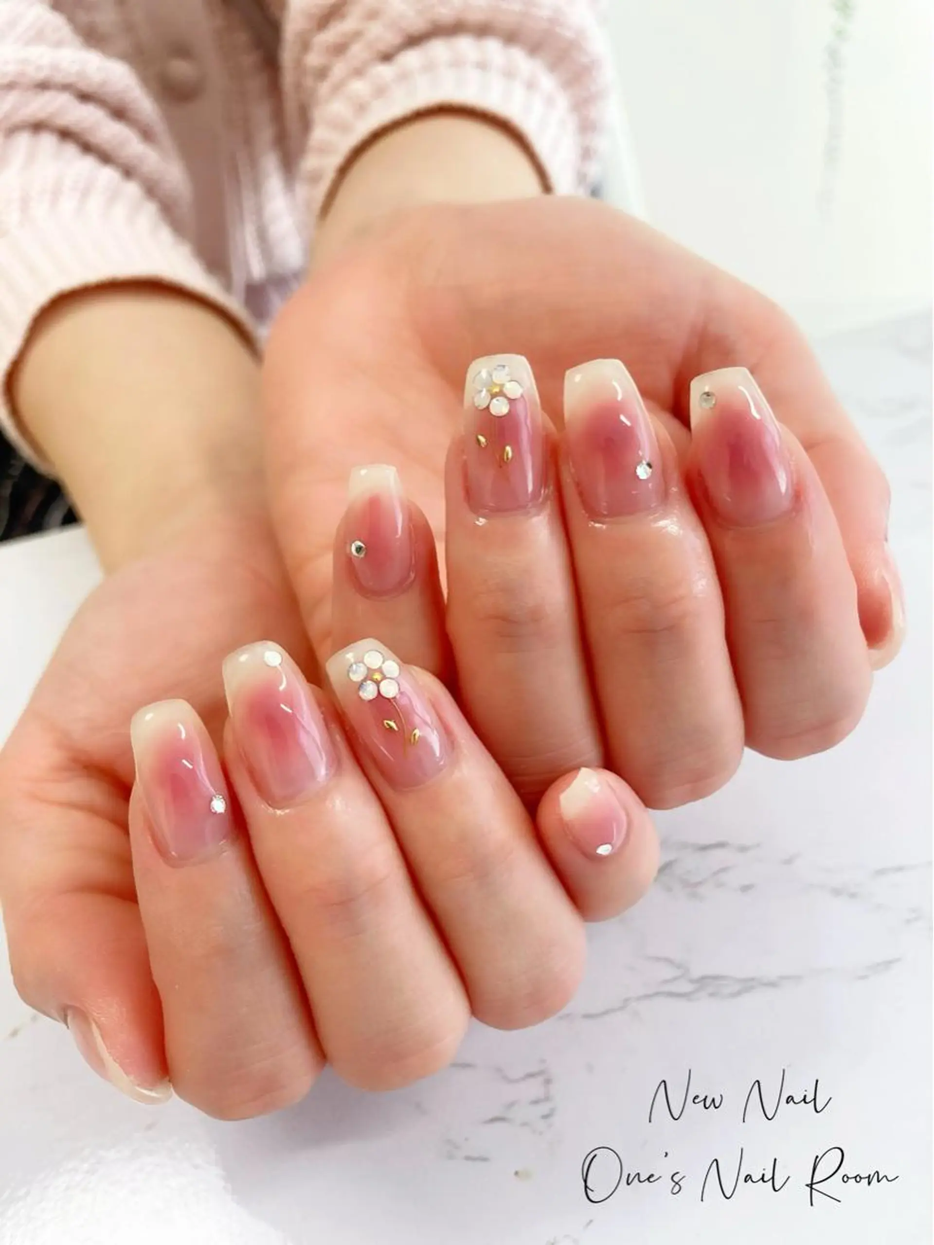 ネイル ハンドネイル One's Nail Roomのネイルデザイン