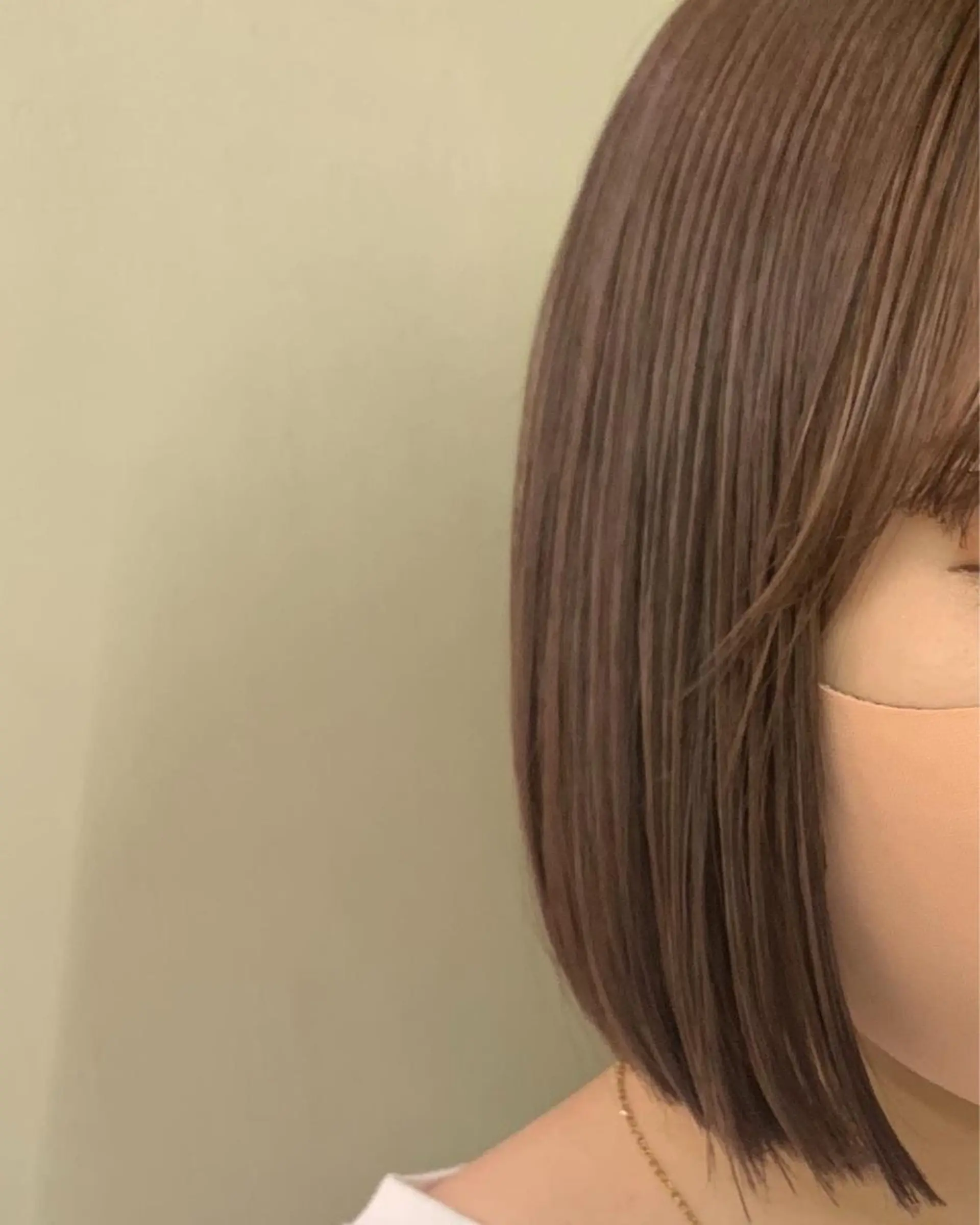 ショート カラー ベージュカラー ブリーチ カット ヘアカラー yupi🐈‍⬛ レイヤー/パーマのヘアスタイル