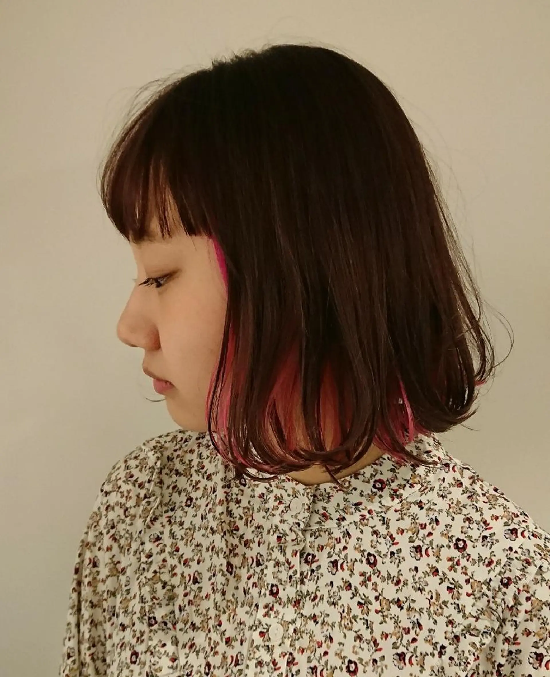 ミディアム カラー インナーカラー ピンクカラー coii コイ【原宿/表参道】のヘアスタイル