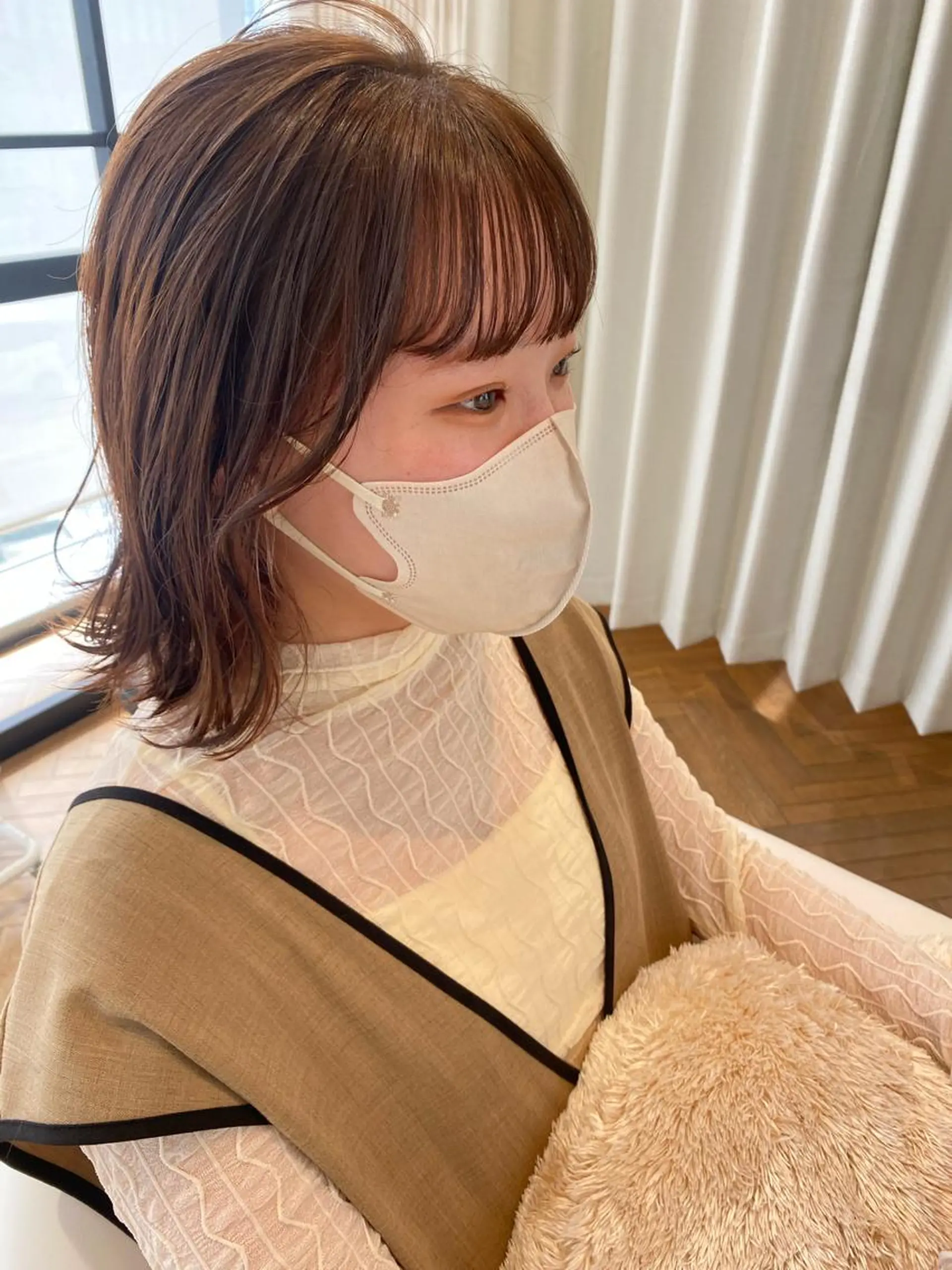 セミロング カラー ブリーチ ダブルカラー ブリーチなしカラー 増井 彩乃のヘアスタイル