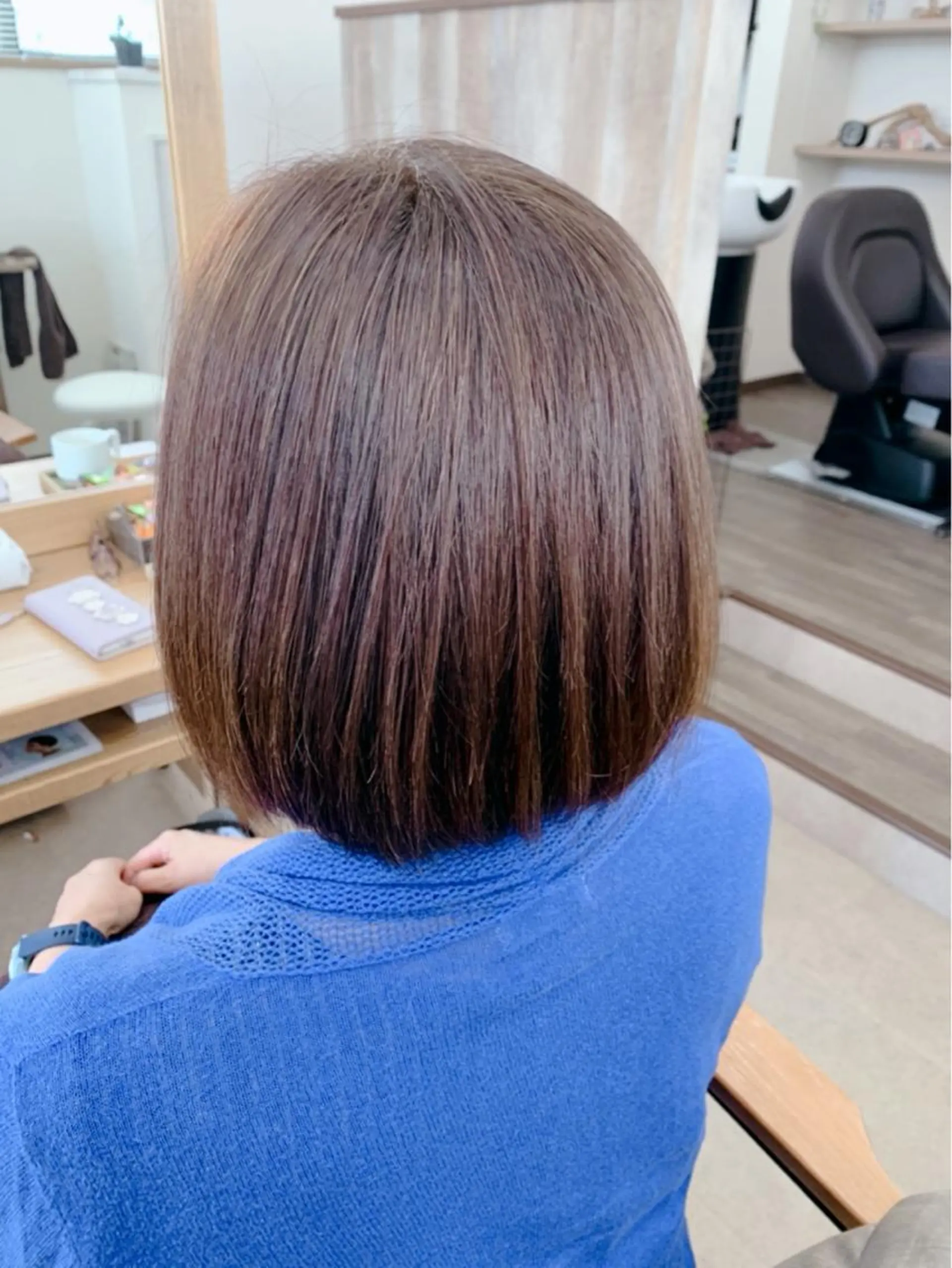 ミディアム 縮毛矯正 トリートメント Lona所属・新保 佳世のヘアスタイル