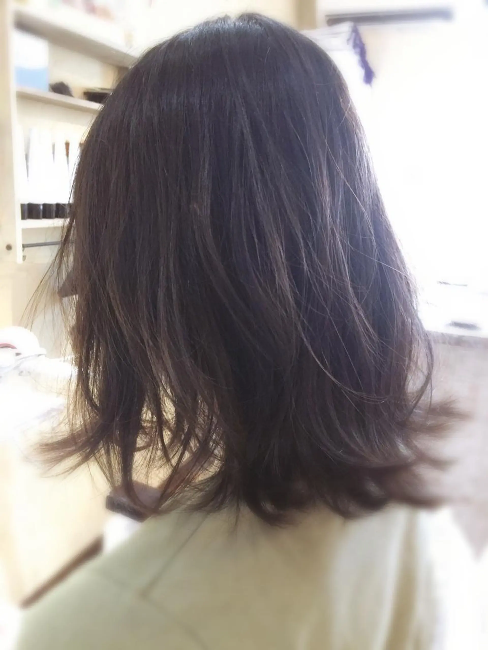 ミディアム パーマ ミディアムパーマ ヘアカラー トリートメント 美容歴１８年以上🌈 山口のヘアスタイル