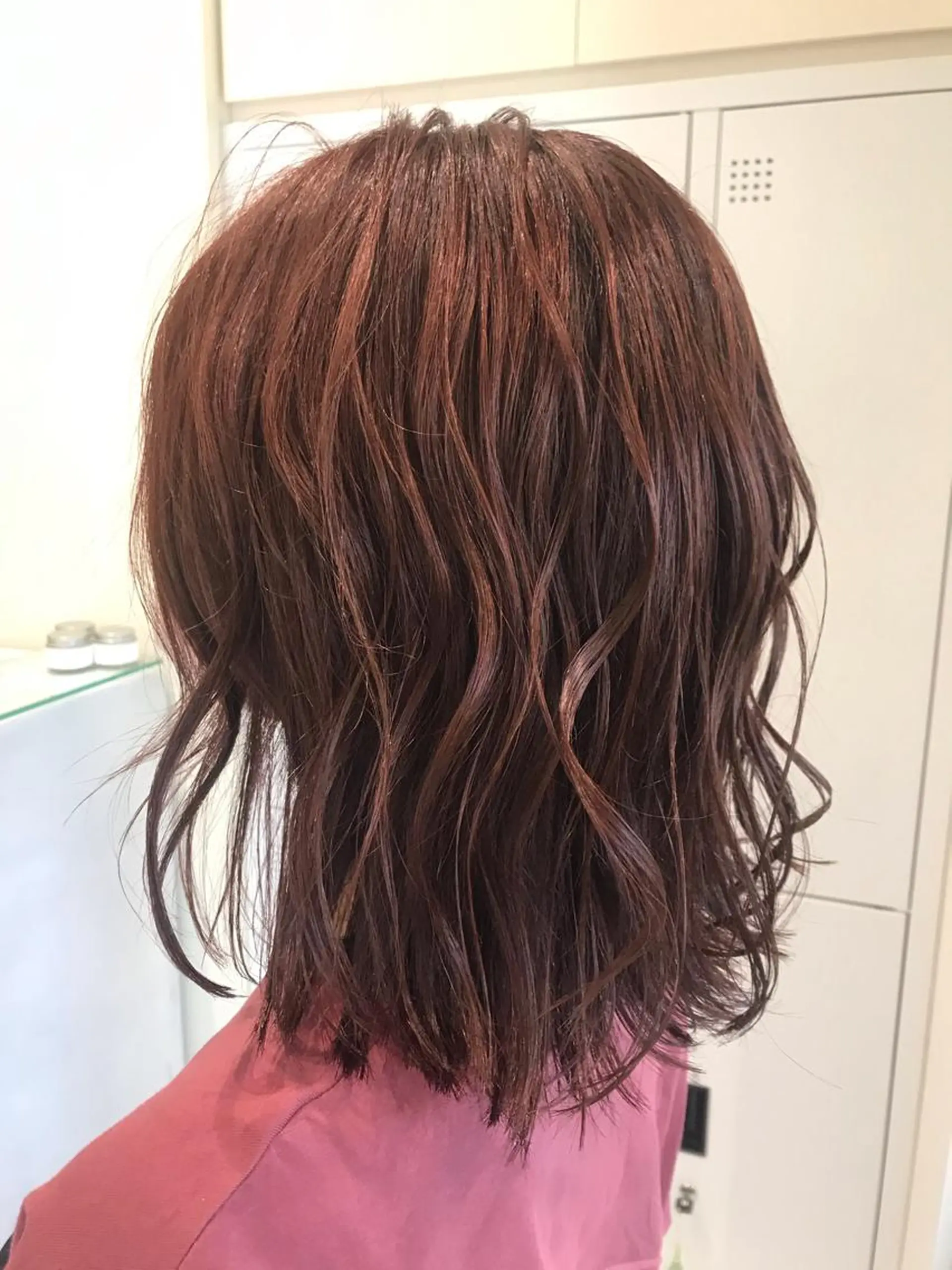 ミディアム カラー ブリーチ ブリーチなしカラー ピンクカラー ヘアカラー ボブ/インナーカラー /眉毛/Miyuのヘアスタイル