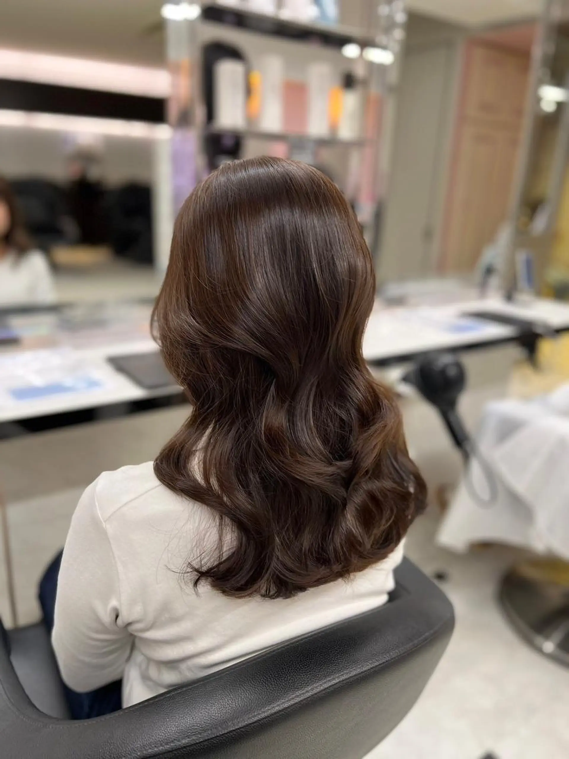 カラー 華やか韓国冬髪🤎 渋谷DANCEのヘアスタイル