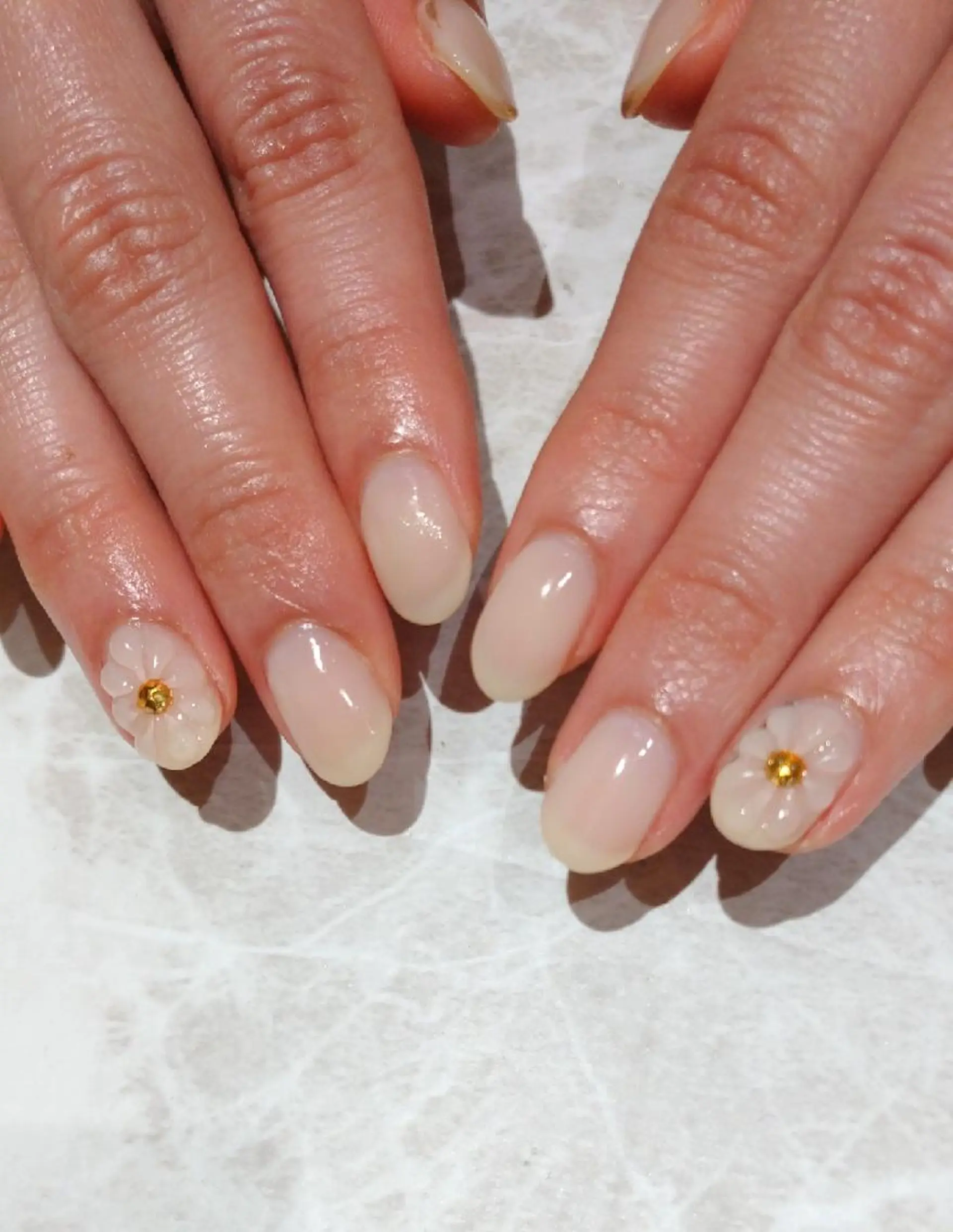 ネイル シンプルネイル ブライダルネイル ハンドネイル 會田 瑠衣のネイルデザイン