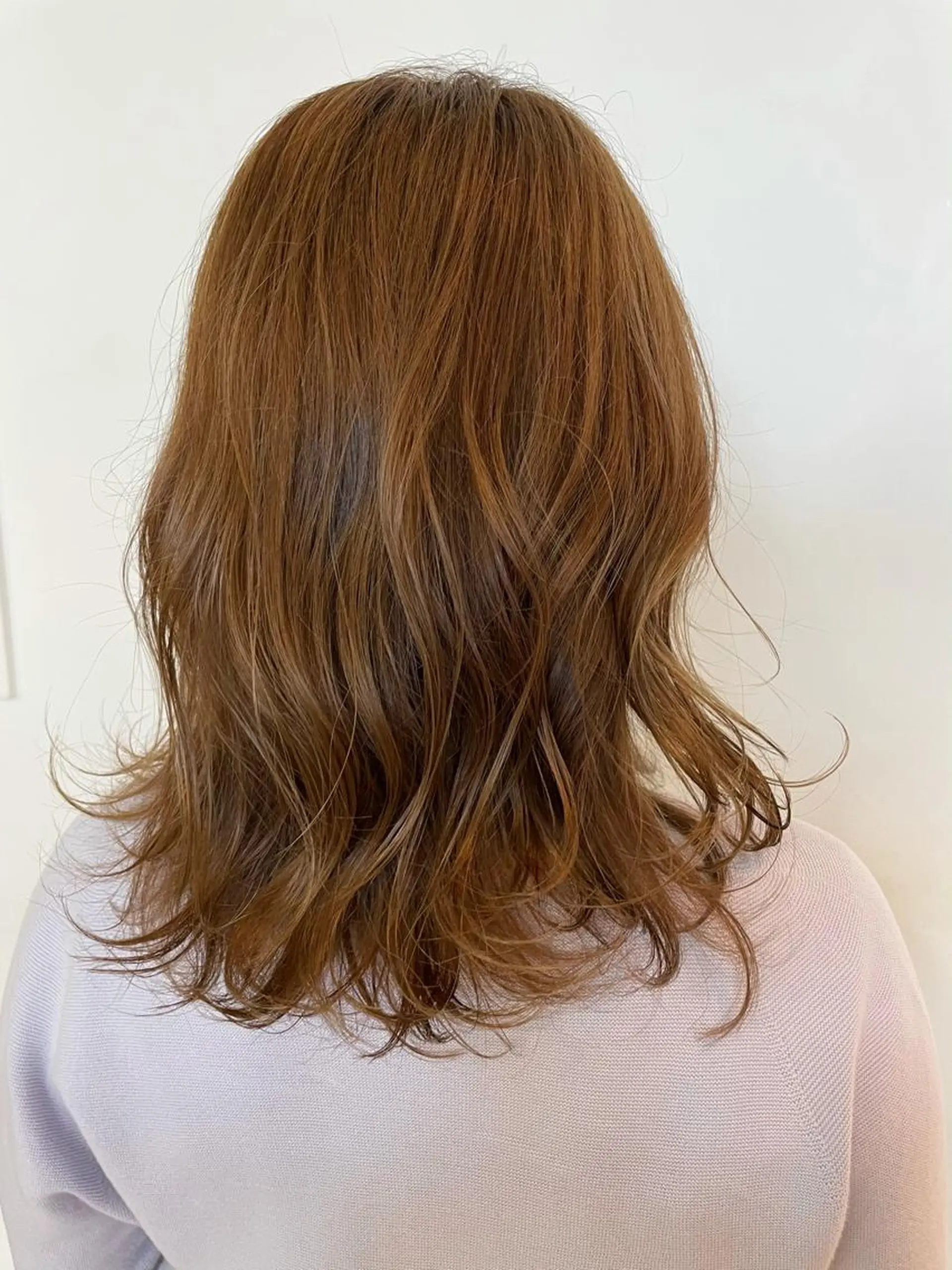 セミロング 顔周り/暗髪カラー /アベ マホのヘアスタイル