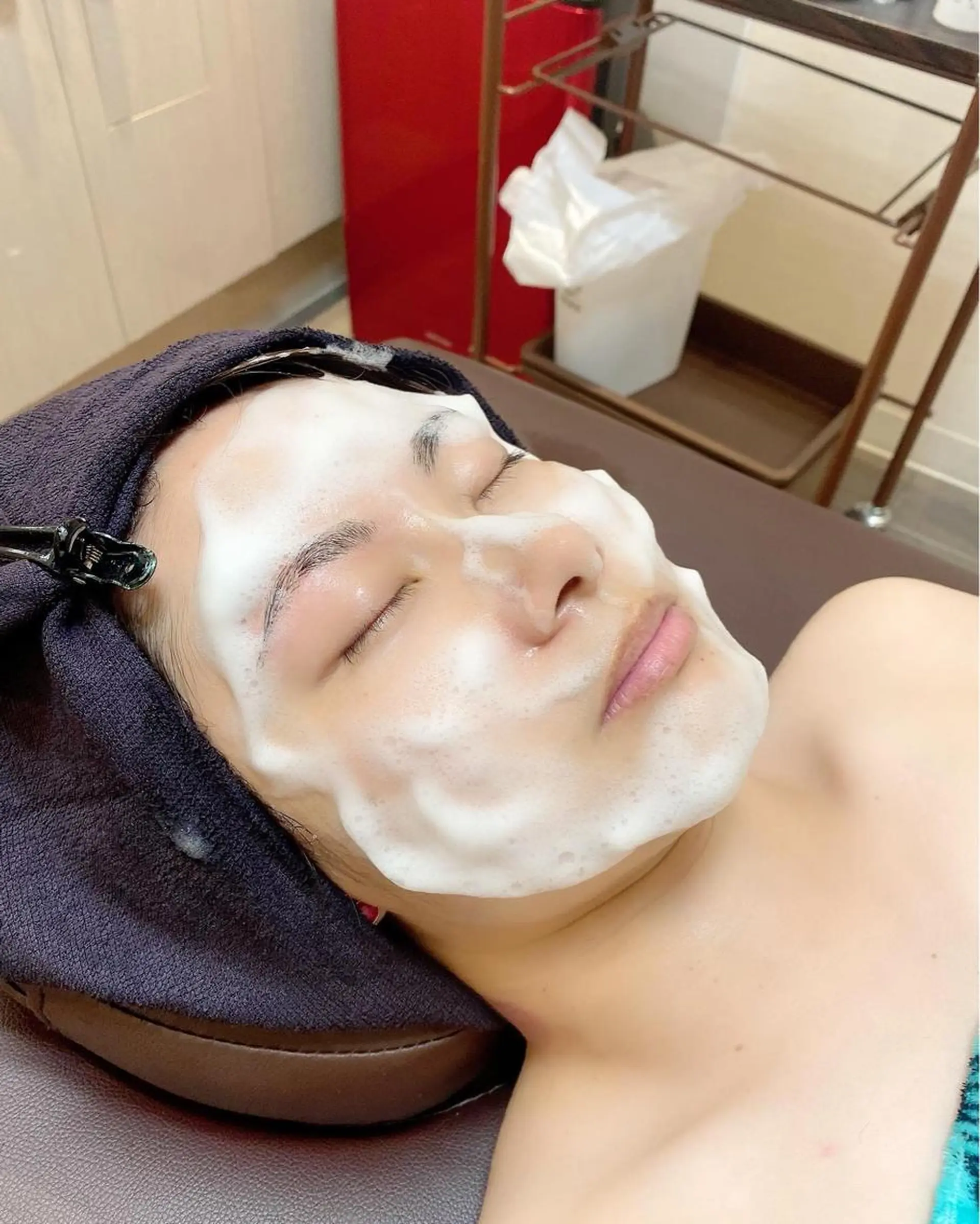 ハーブピーリング/韓国肌管理/フェイシャル/毛穴洗浄/眉毛/顔脱毛【糸脱毛専門】rev所属・ハーブピーリング🌹 毛穴洗浄❤️眉waxのエステ・リラクイメージ