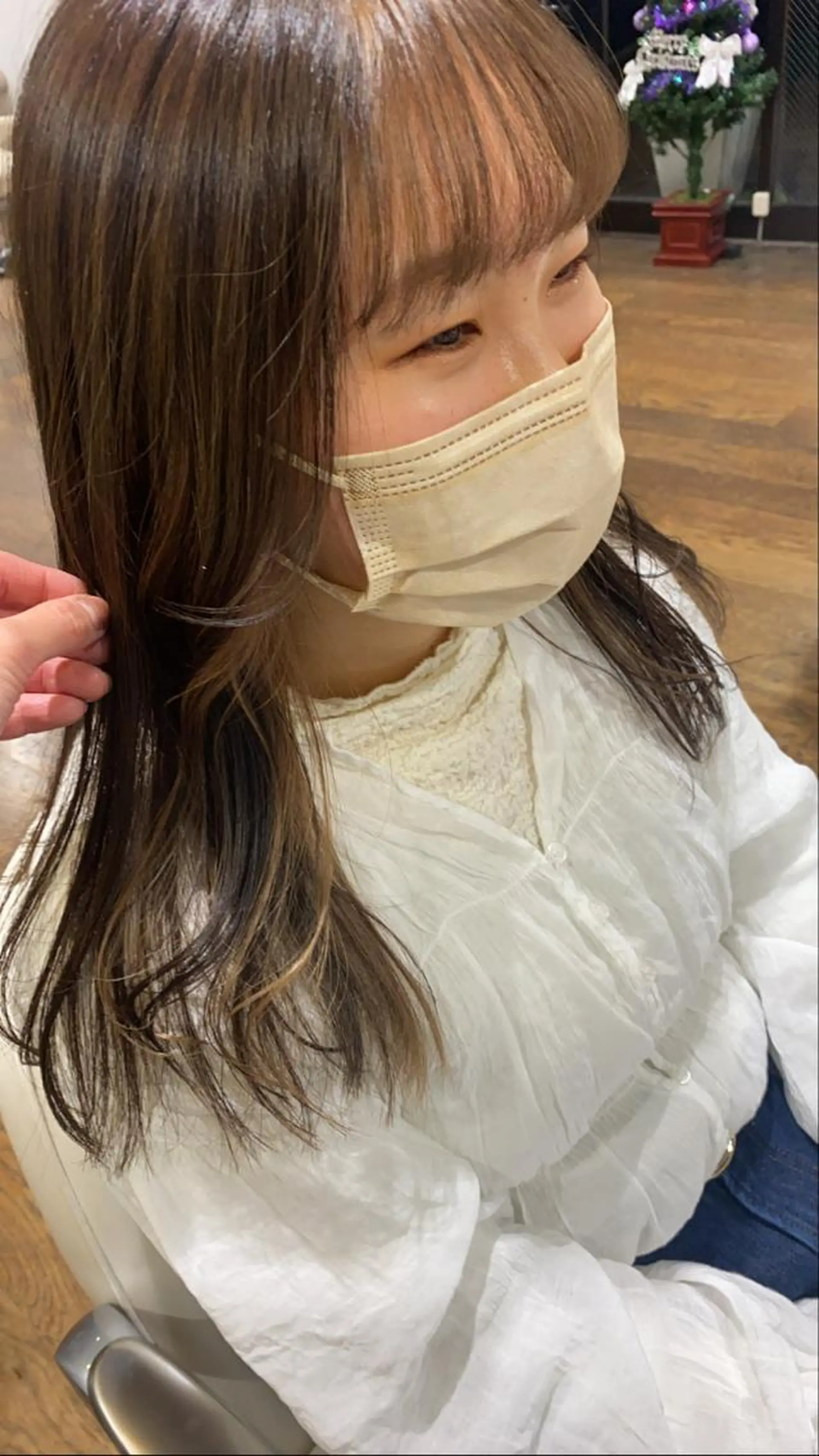 ロング カラー 中村 友香のヘアスタイル